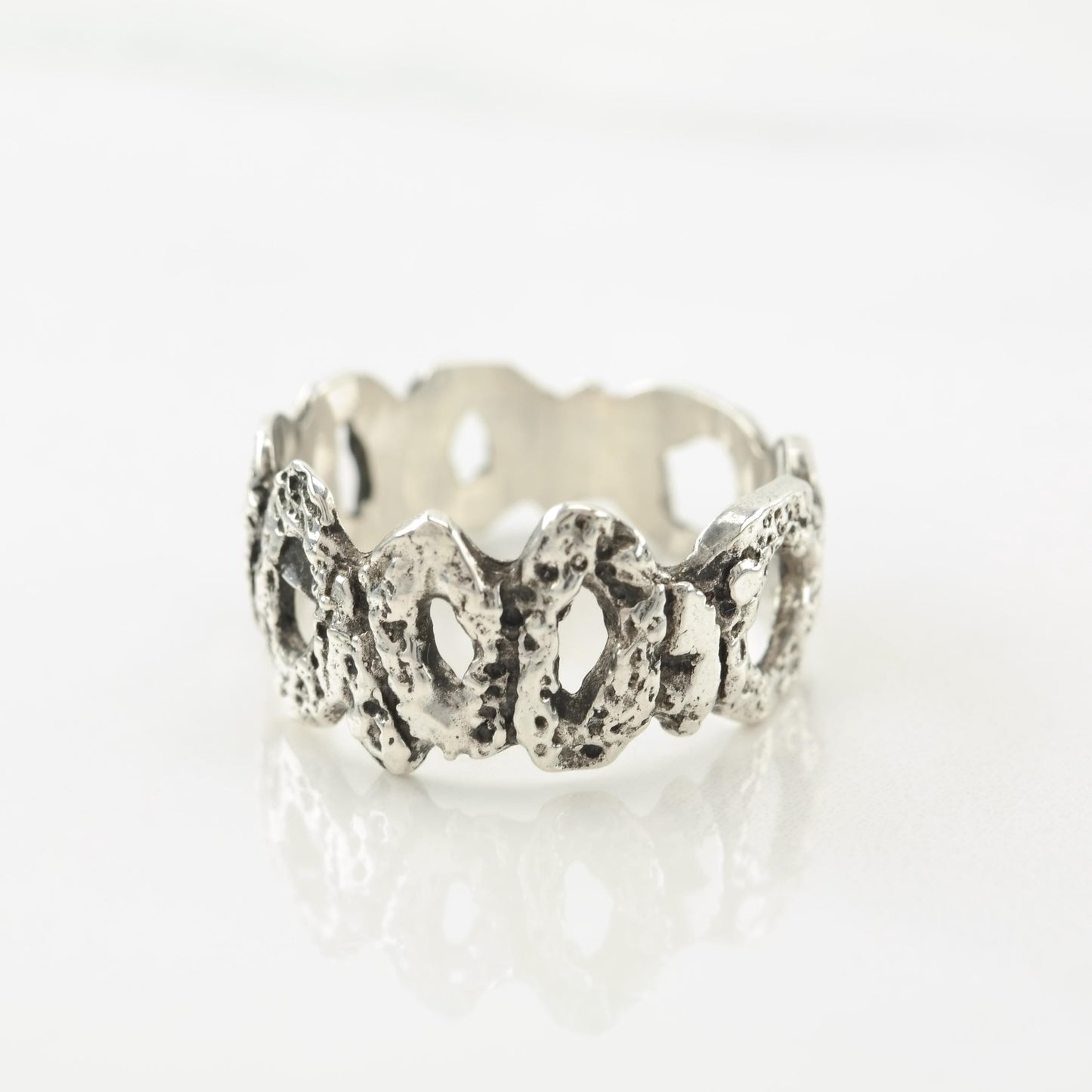 European, Brutalist Sterling Silver Ring Sz7 3/4 R5591