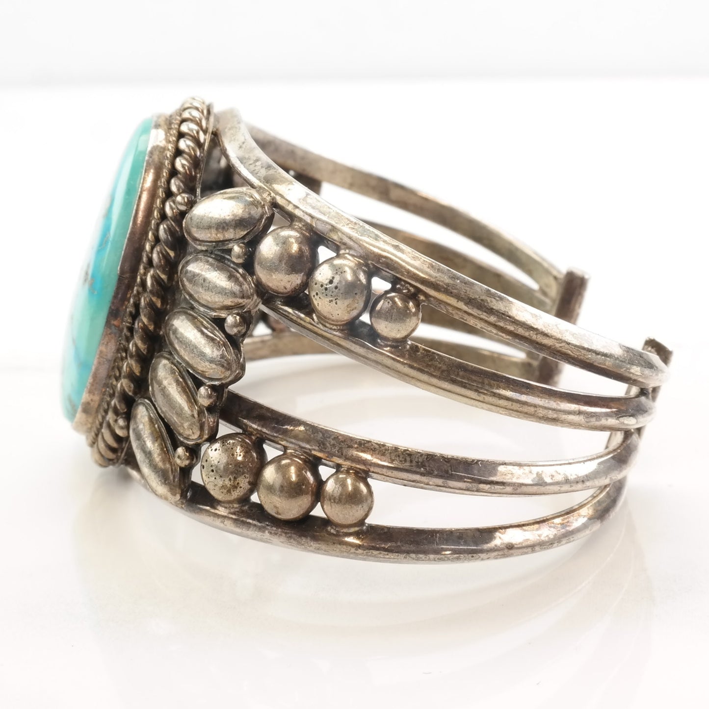 Native American Sterling Silver Turquoise Oval Cuff Bracelet