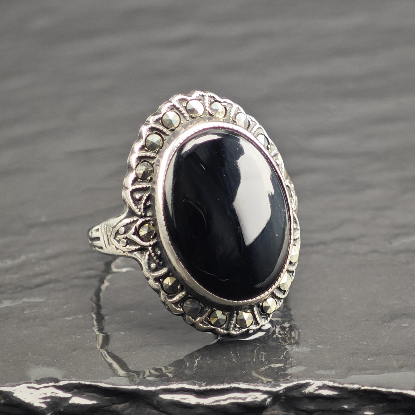 Art Deco Uncas Onyx Sterling Silver Ring Sz 5 1/2 R6713Dor