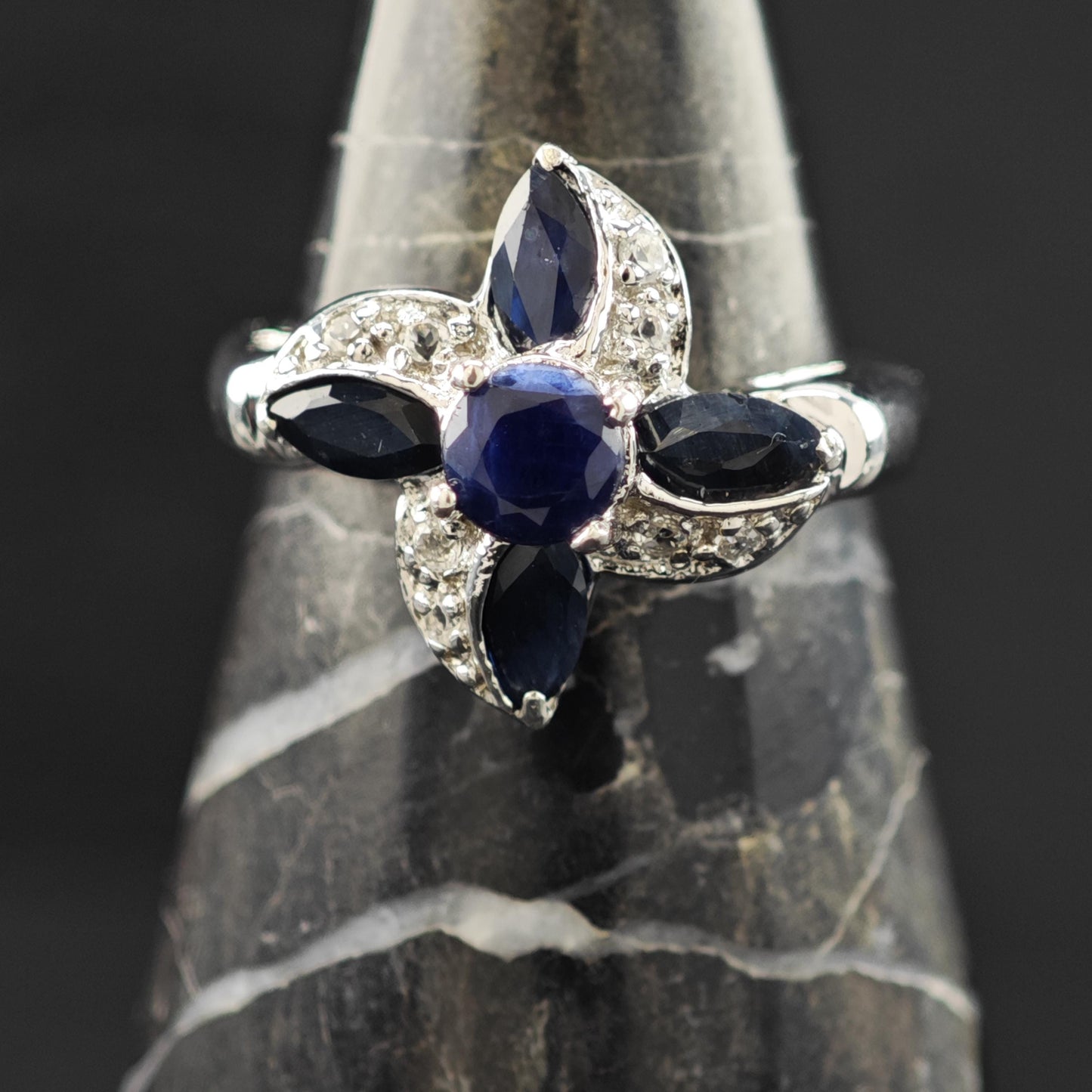 Genuine Sapphire Ring Sterling Silver Sz 7 1/2 R6195