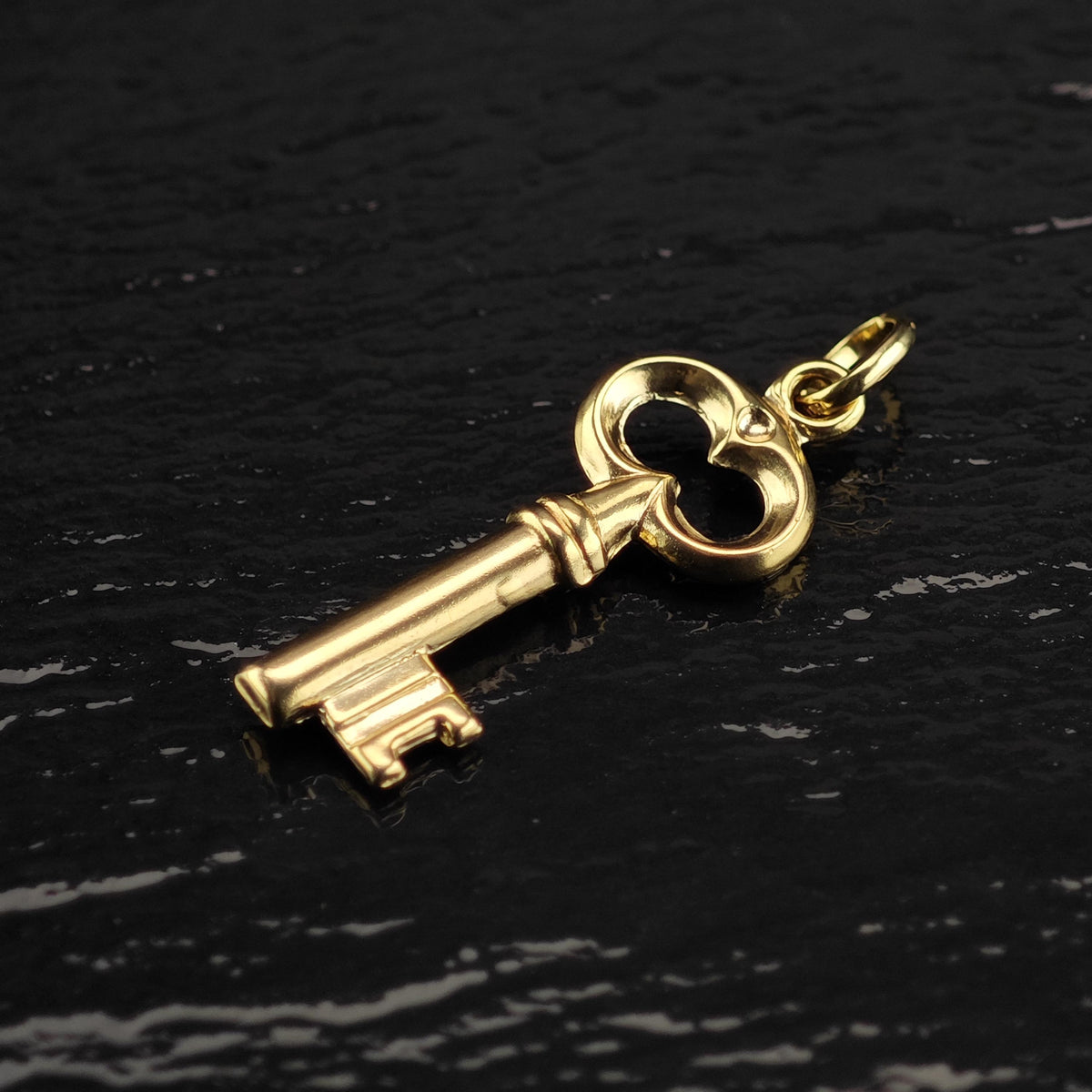 14K Gold-Filled Italy Milor Key Pendant P3158