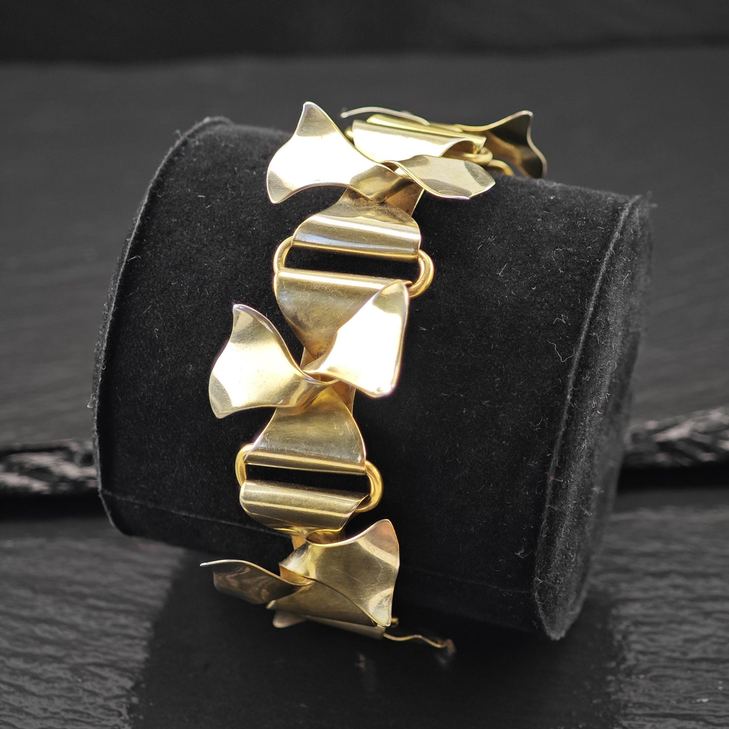 Gold Gilded Floral Link Bracelet Sterling Silver Size 6 3/4"