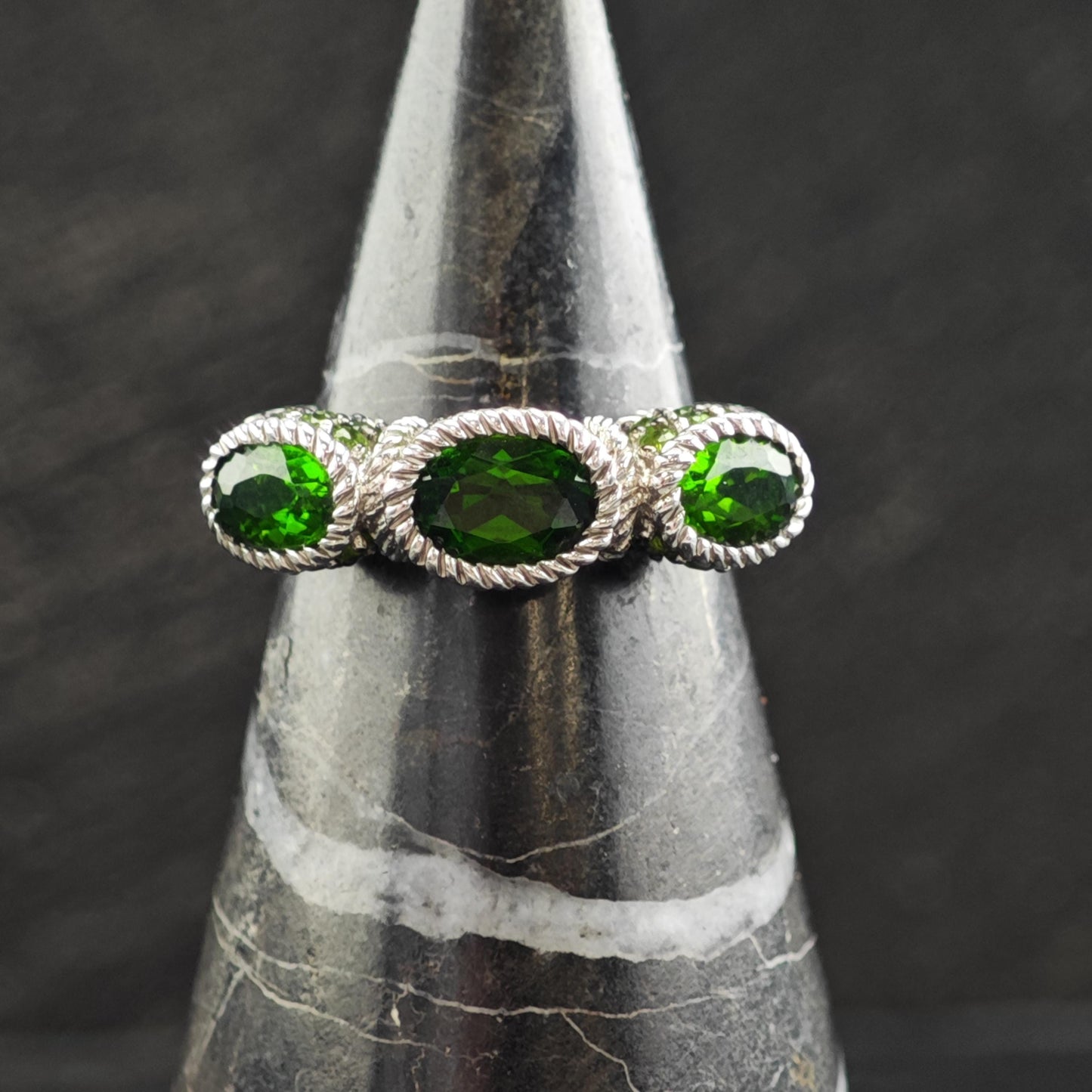 Vintage Judith Ripka Diopside Sterling Silver Ring Sz 6 R6582