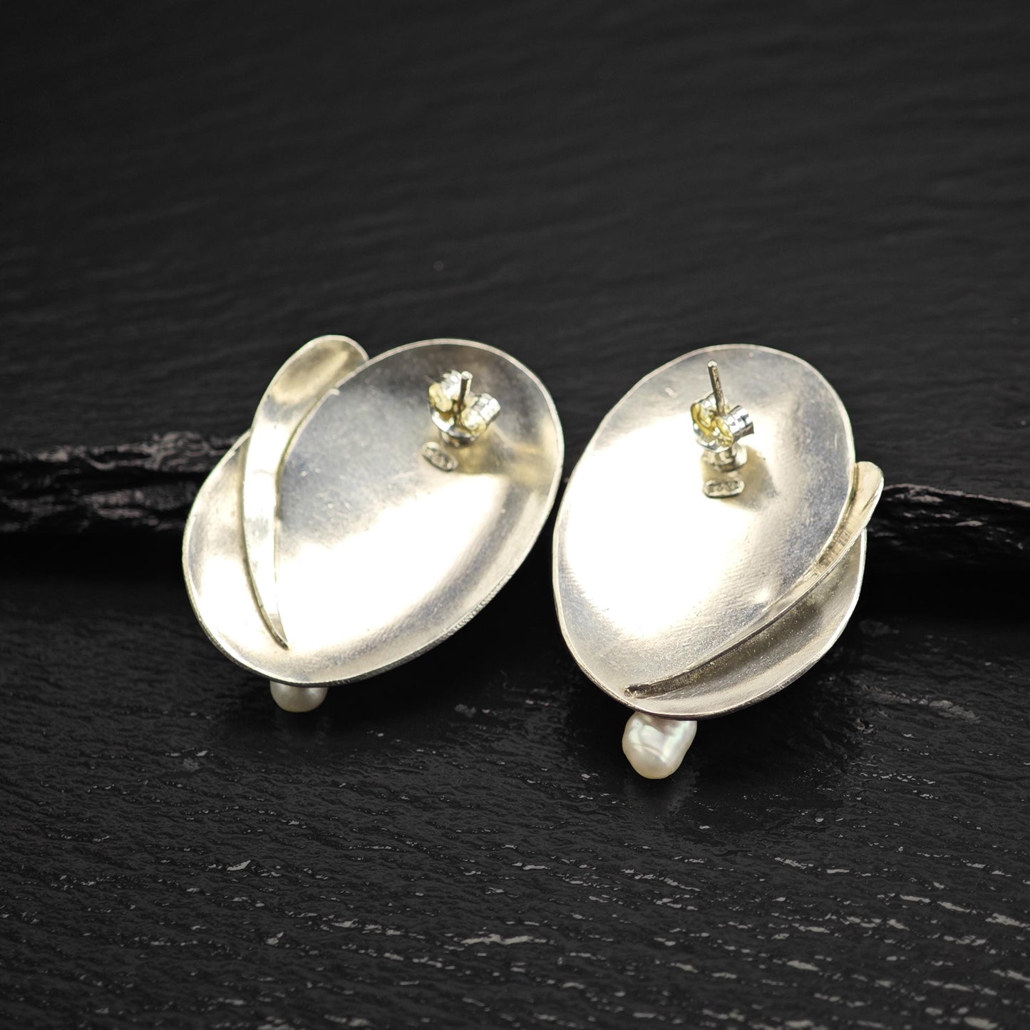 Modernist Handmade Pearl, Enamel Sterling Silver Stud Earrings ER3181