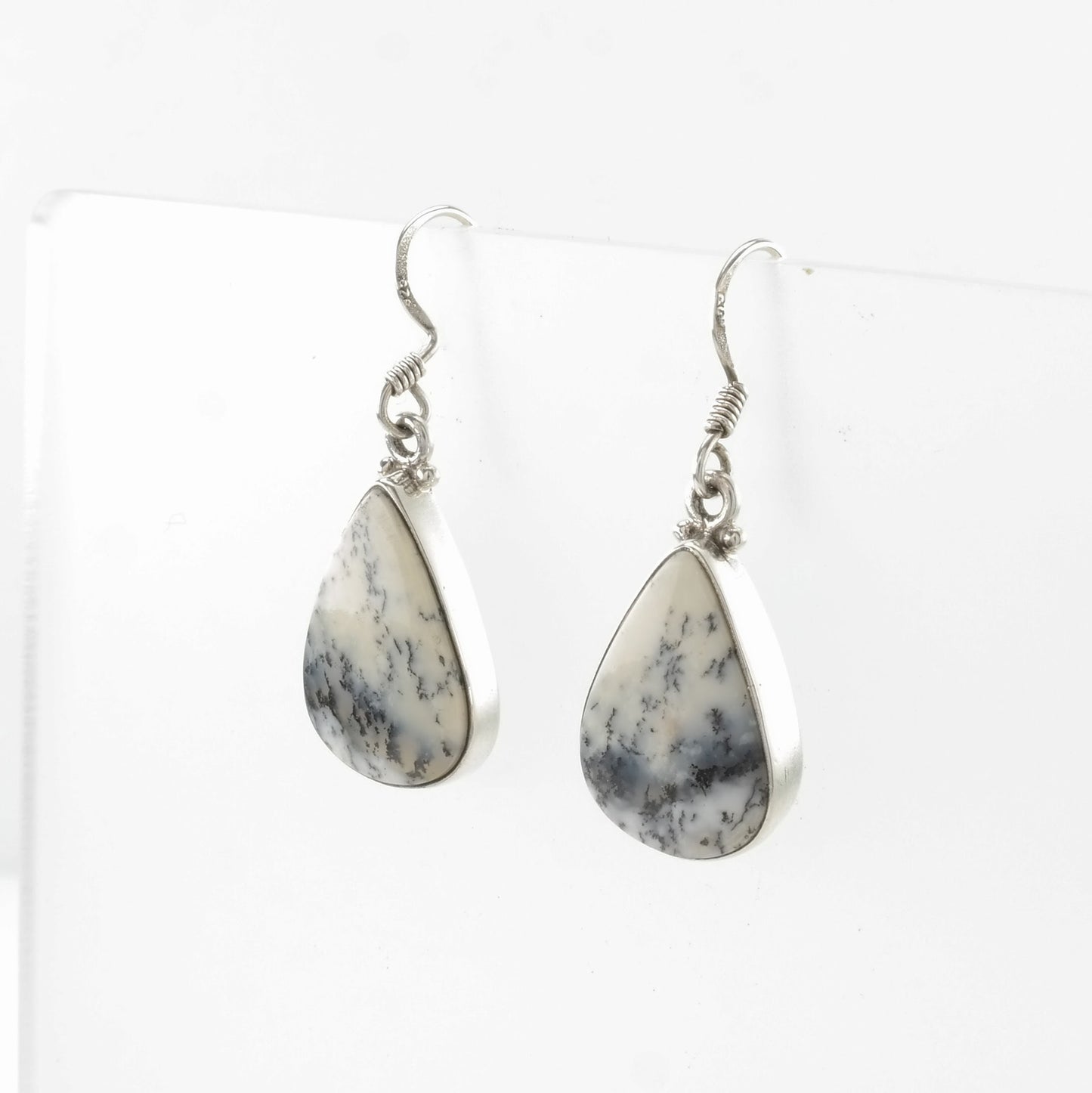 Vintage Sterling Silver Fish Hook Earrings Black, White Agate Teardrop