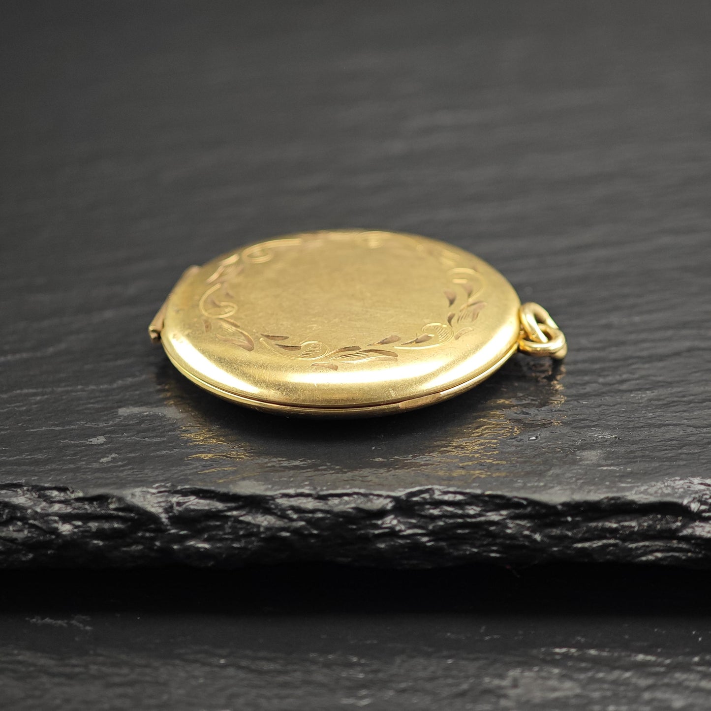 Mid Century Gold Filled Round Locket Pendant P3027