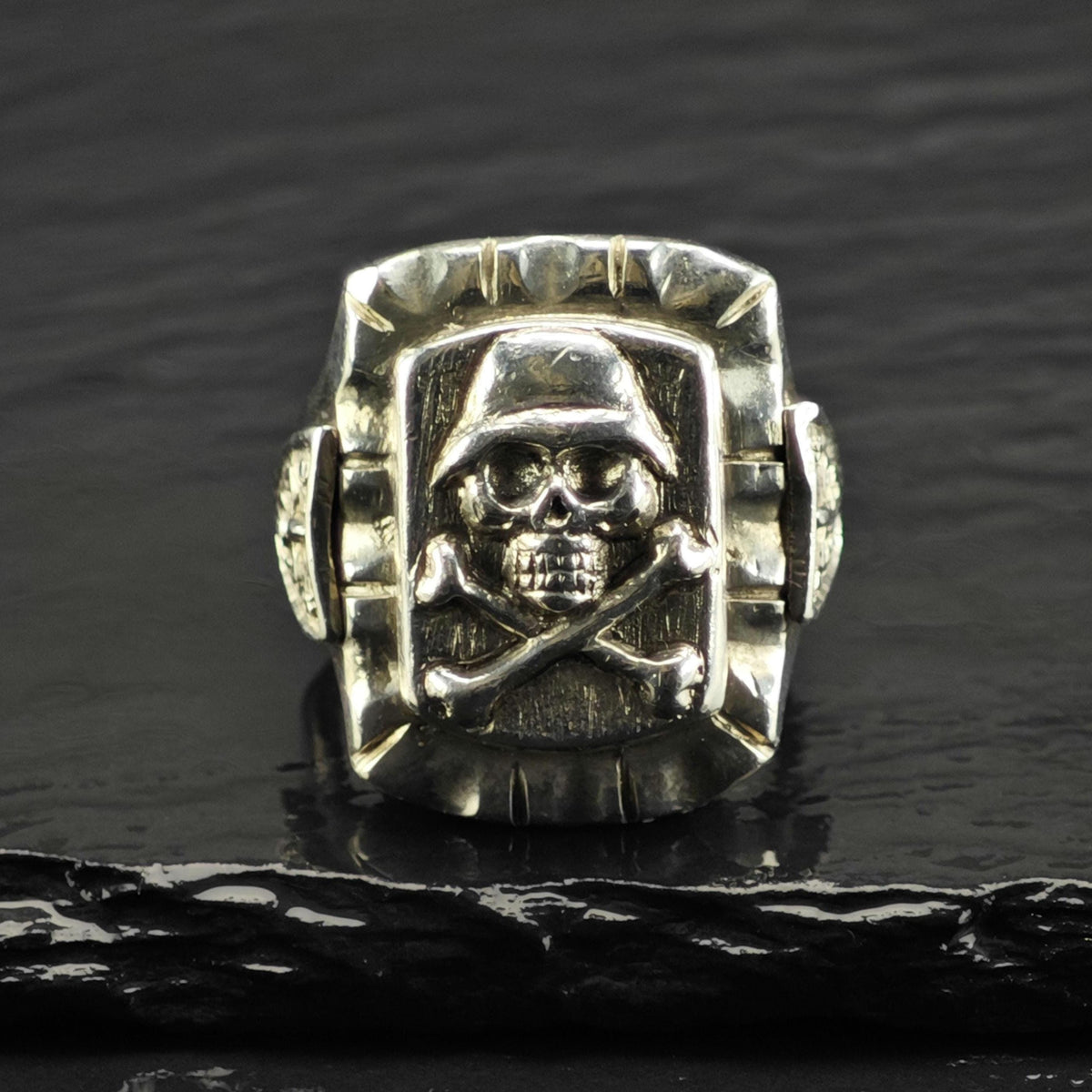 Vintage Heavy Skull Biker Ring Sterling Silver Ring Sz 11 R6854