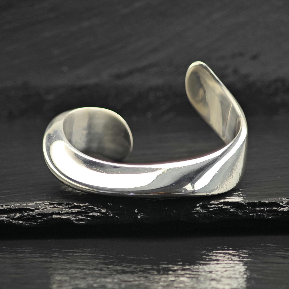 Vintage Tiffany & Co., Elsa Peretti Swirl Sterling Silver Cuff Sz 6 1/4" BR3125