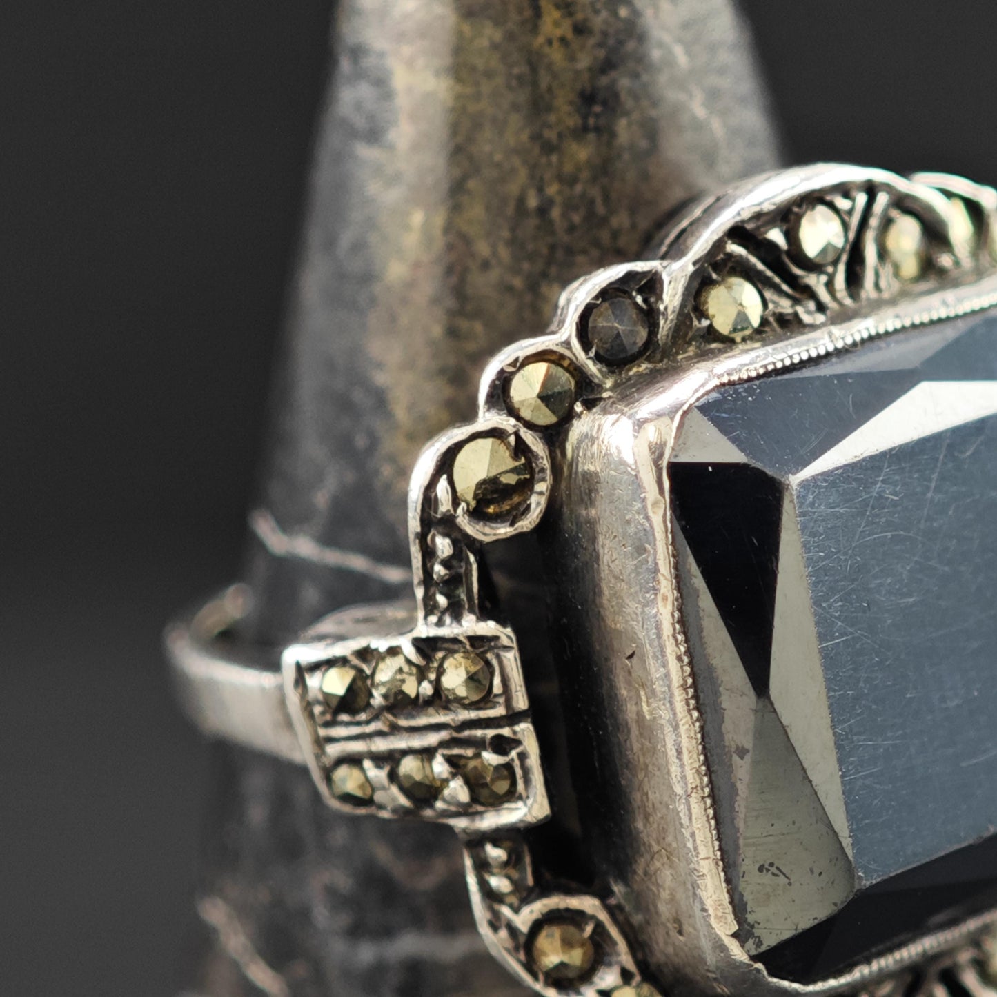 Art Deco Hematite Marcasite Ring Sterling Silver Sz 5 1/4 R6151