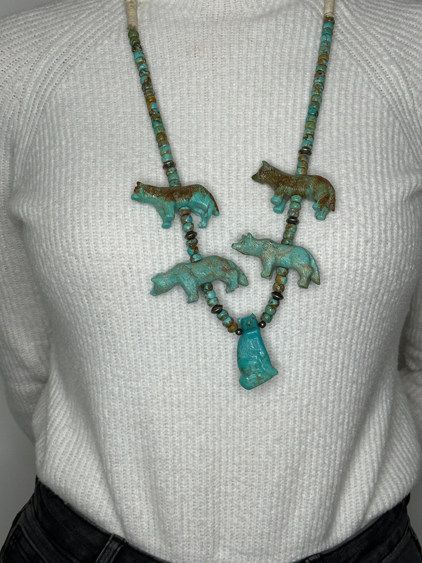 Vintage Native American Sterling Silver Carved Wolf Turquoise Necklace