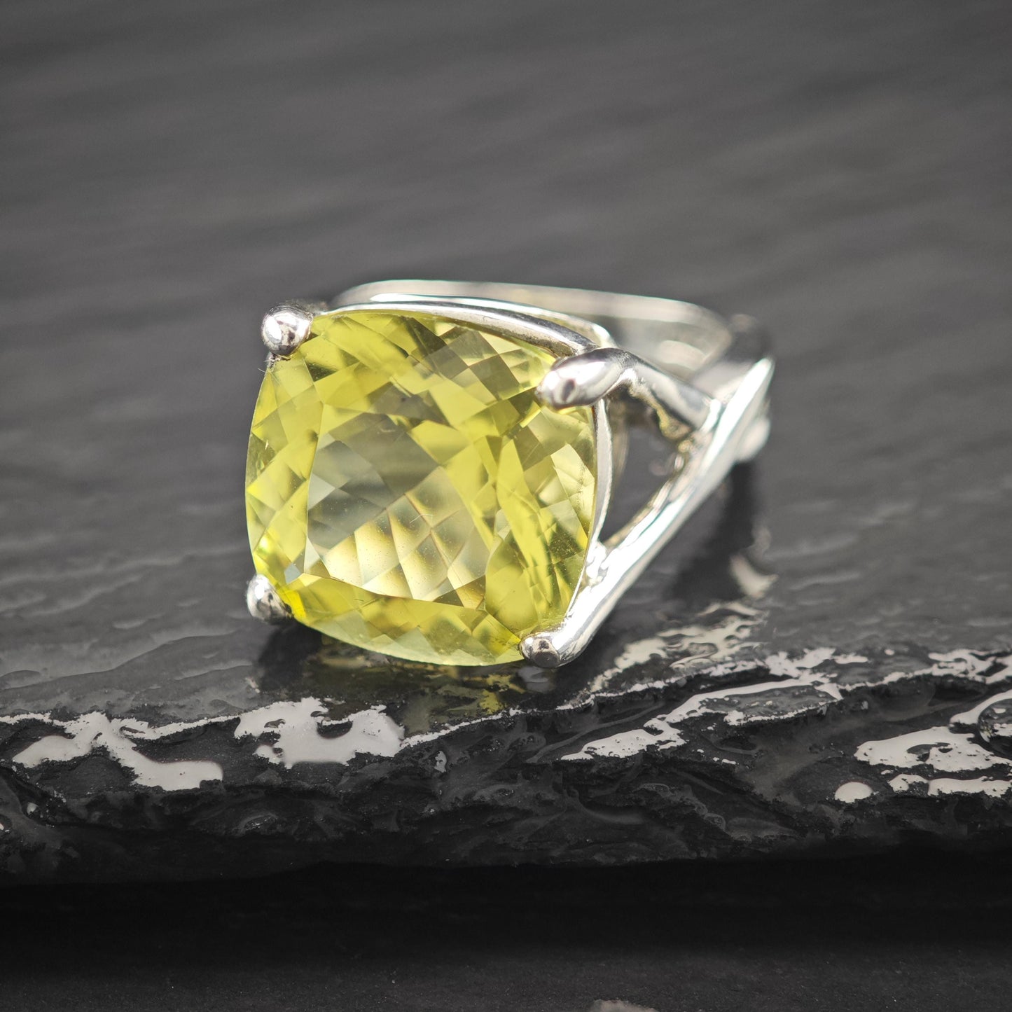 Lemon Quartz Statement Ring - Sterling Silver Size 7