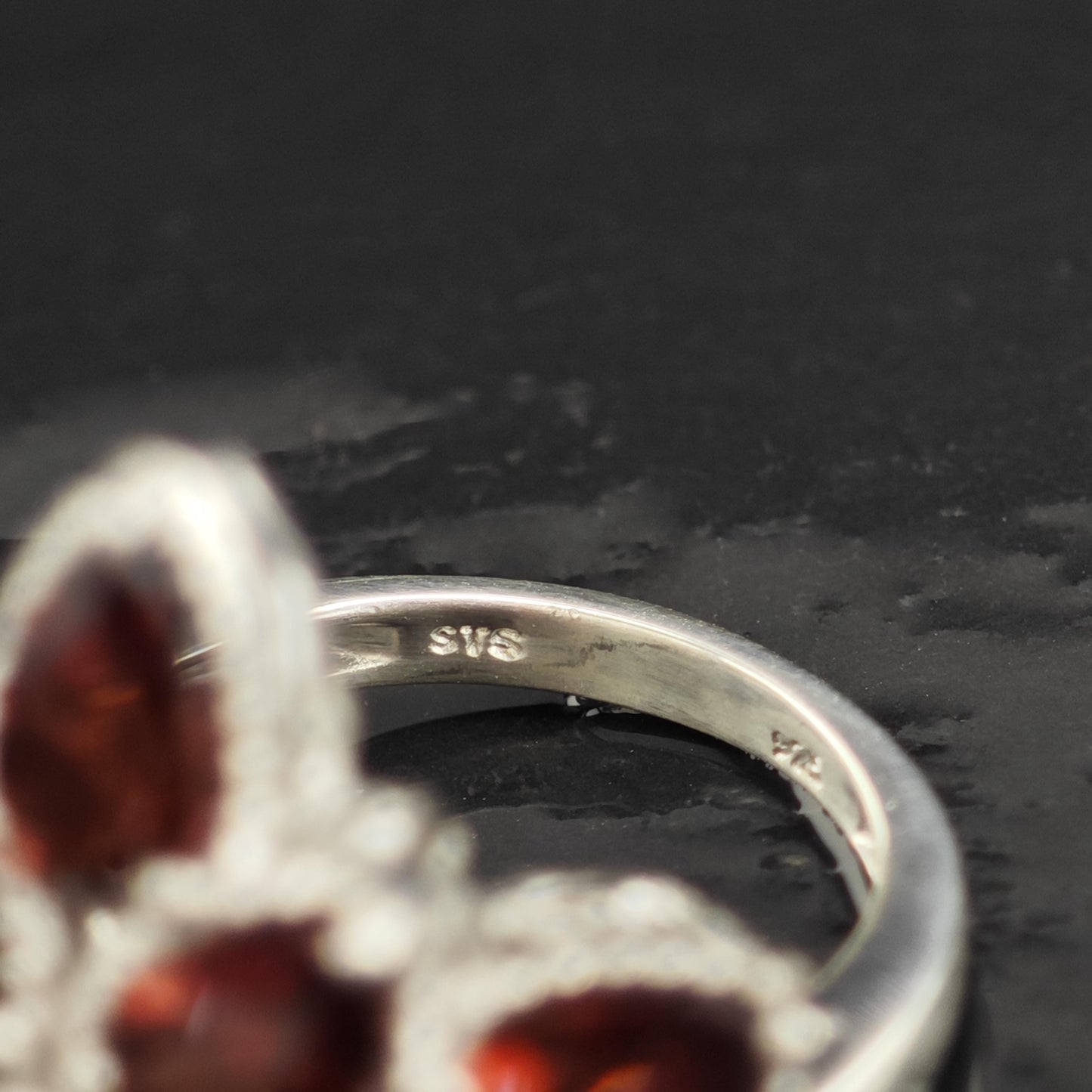 Teardrop Garnet Cluster Sterling Silver Ring Sz 7 R6567