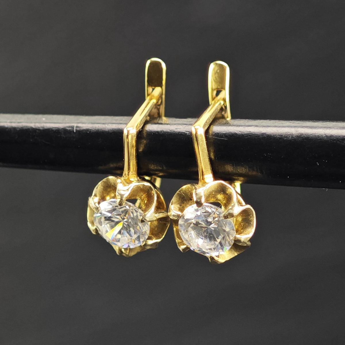 CZ Buttercup 14K Gold Lever Back Earrings ER3222