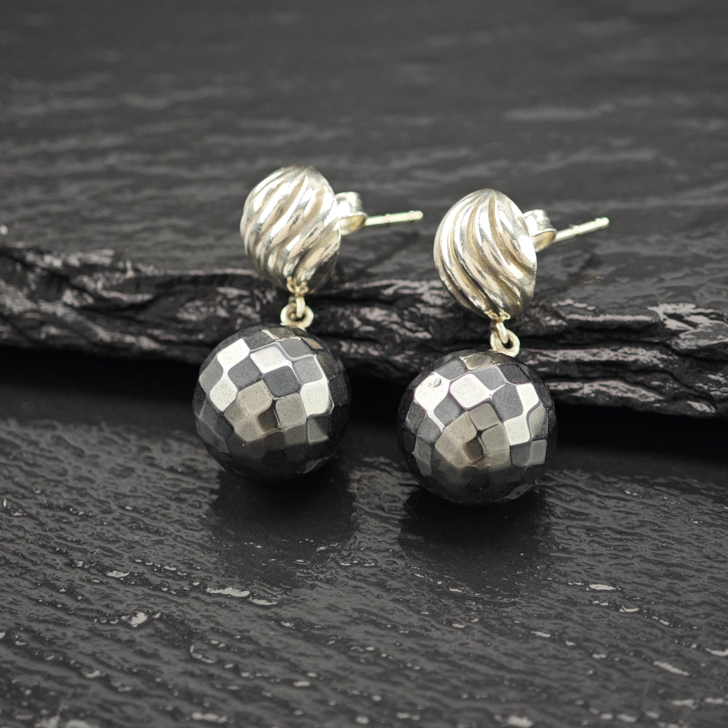 Vintage David Yurman Dark Gray Hematite Sterling Silver Stud Earrings