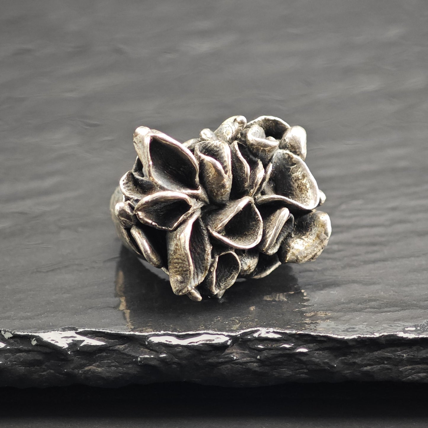 Large Brutalist Floral Sterling Silver Ring Sz 6 1/2 R6703
