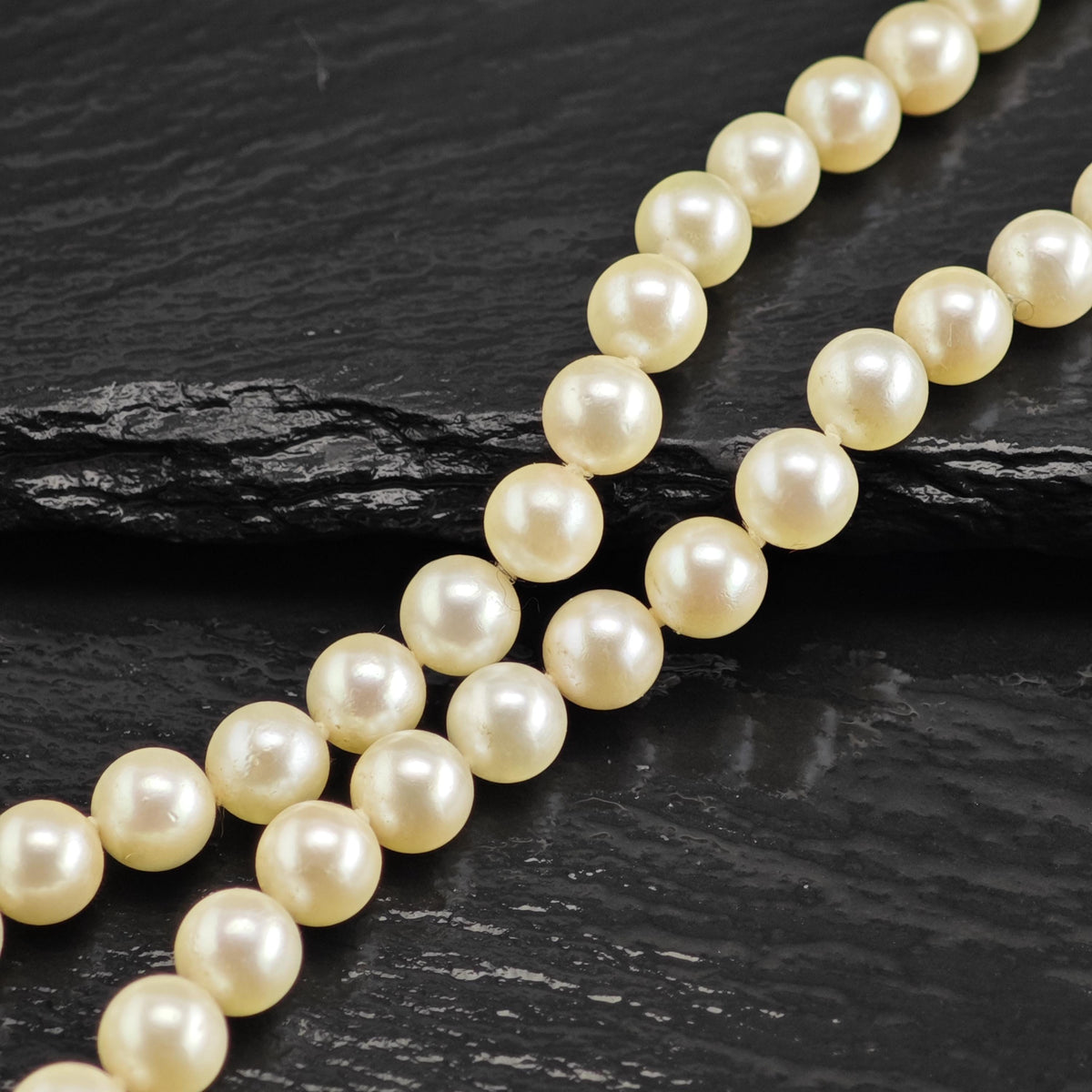 7mm White Pearl 14K Gold Clasp Beaded Necklace N2777
