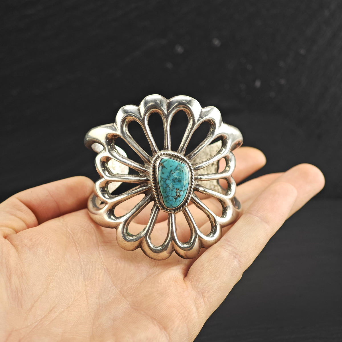 Vintage Native American Turquoise Sand Cast Flower Sterling Silver Cuff Sz 5 3/4" BR3127