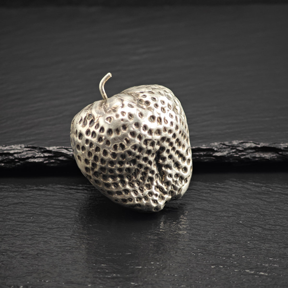 Vintage Silver Strawberry Trinket Sterling Silver MISC0398