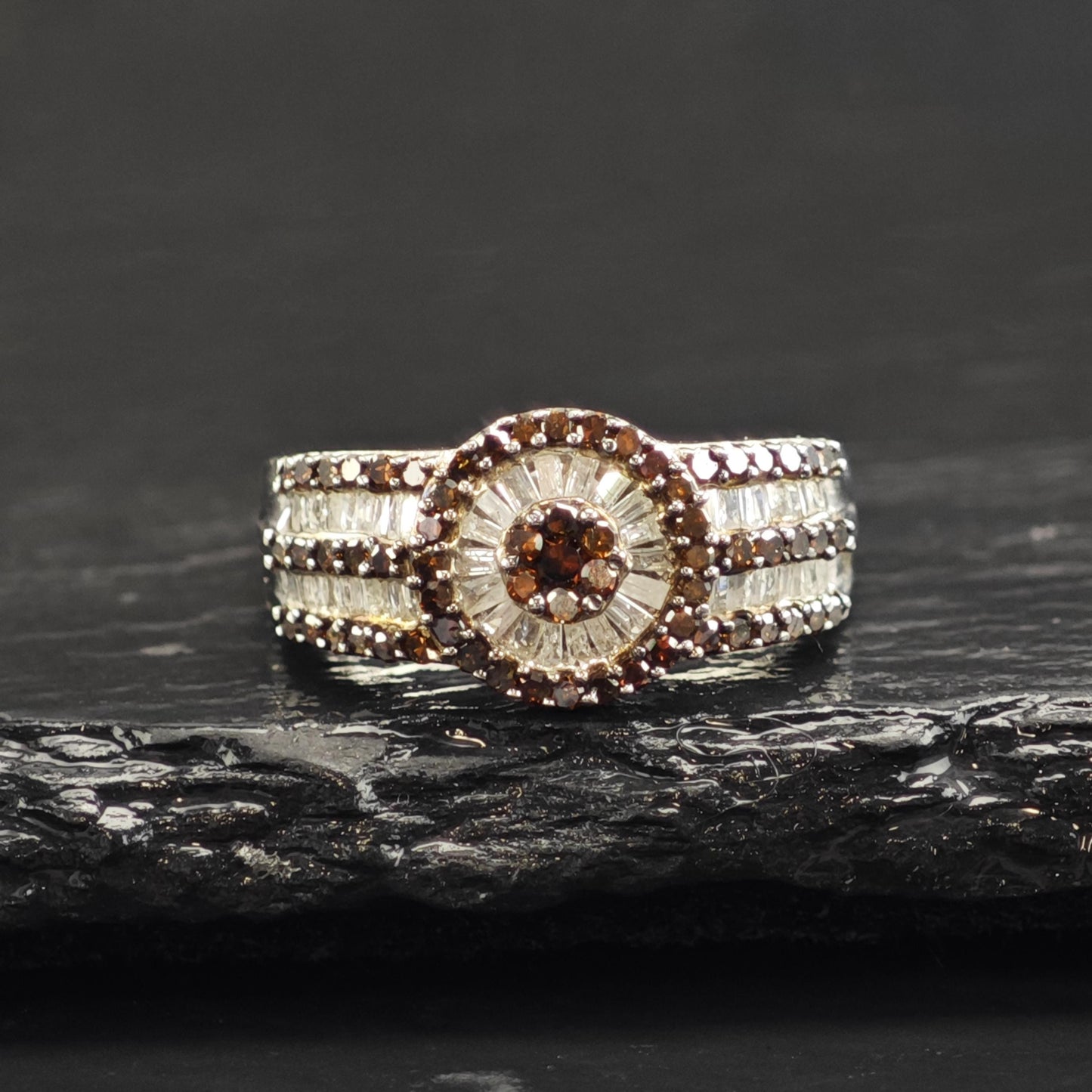 Multi-Diamond Circular Setting Sterling Silver Ring Sz 6 1/4 R6598