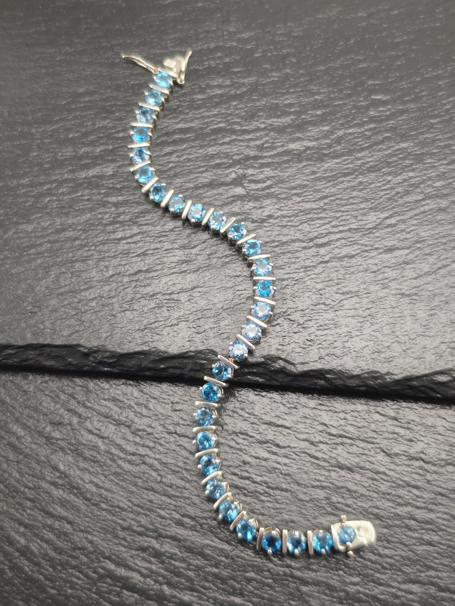 Vintage 5mm London Blue Topaz 13ctw Line Bracelet Sterling Silver