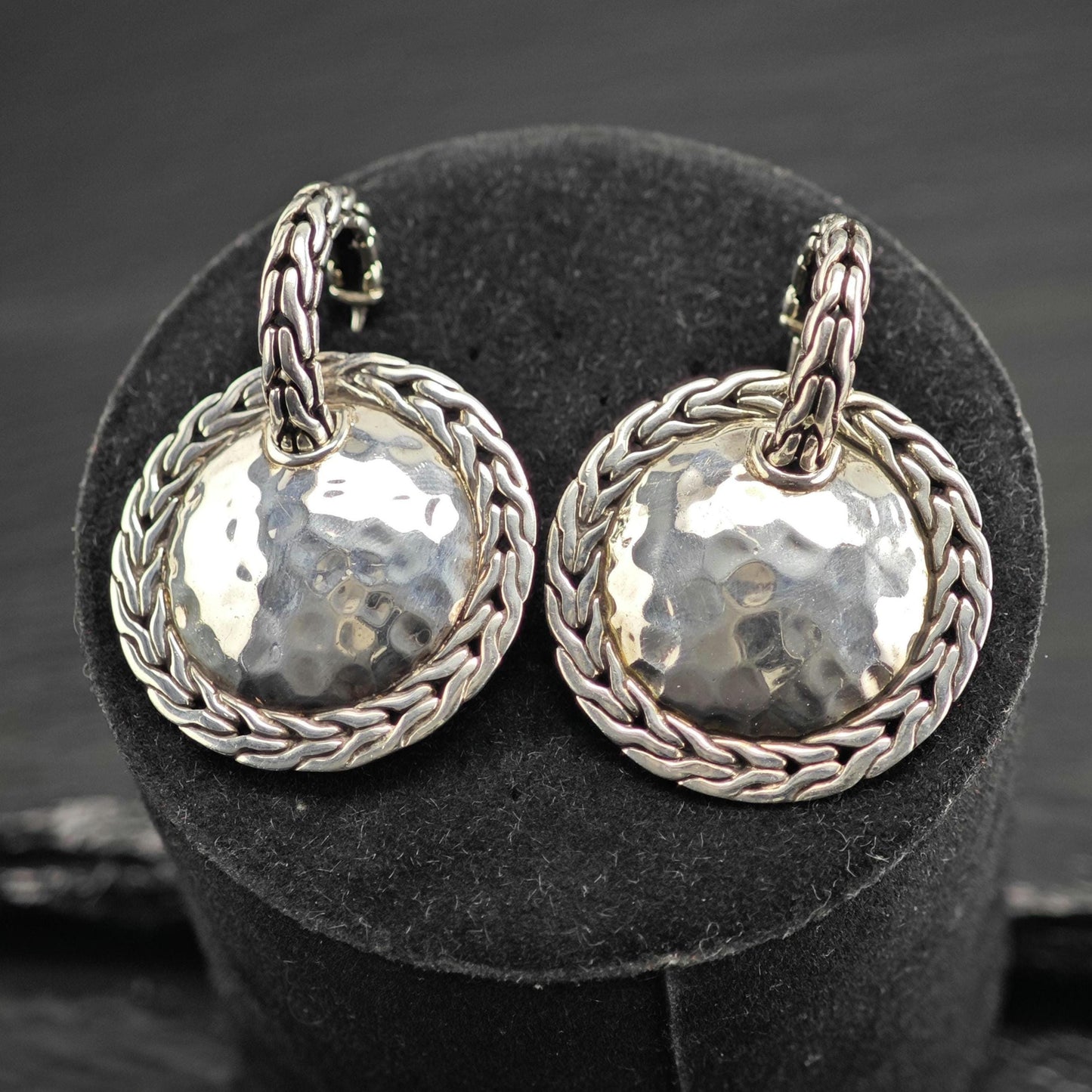 Vintage John Hardy Hammered Shield Stud Sterling Silver Earrings ER3189