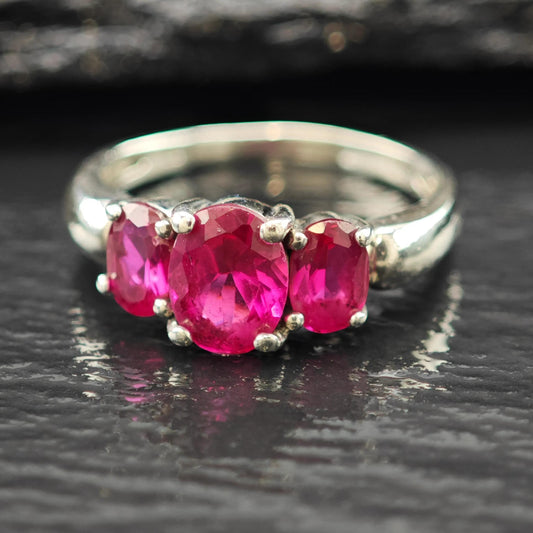 Pink Sapphire 3 Stone Ring Sterling Silver Sz 8 R6190