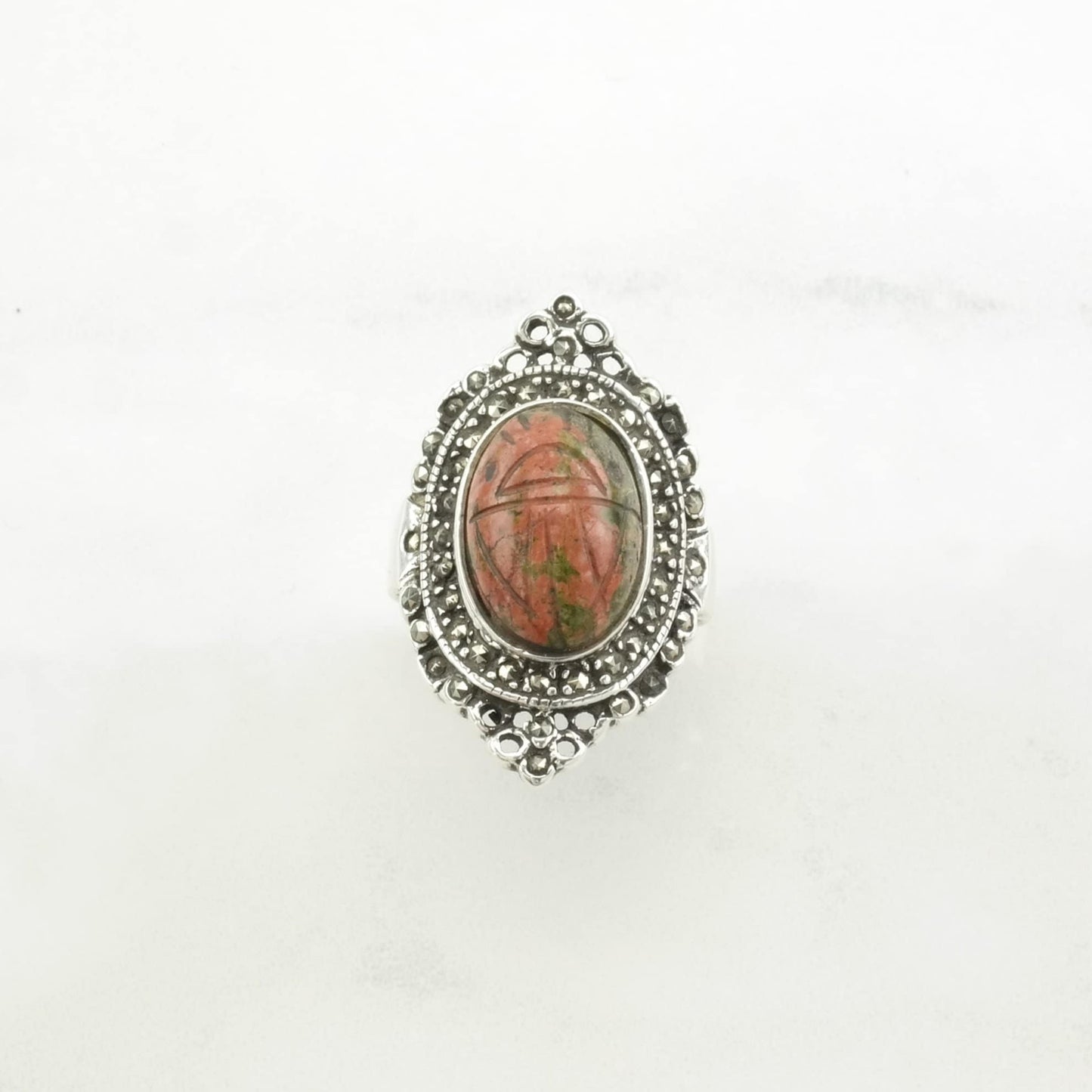 Sterling Silver Ring Scarab Carved Stone Red, Green Size 7 1/4