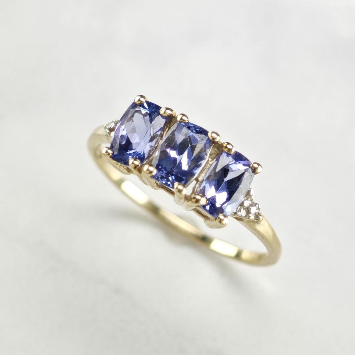 Tanzanite & Diamond 10K Gold Ring Sz 8 R6778