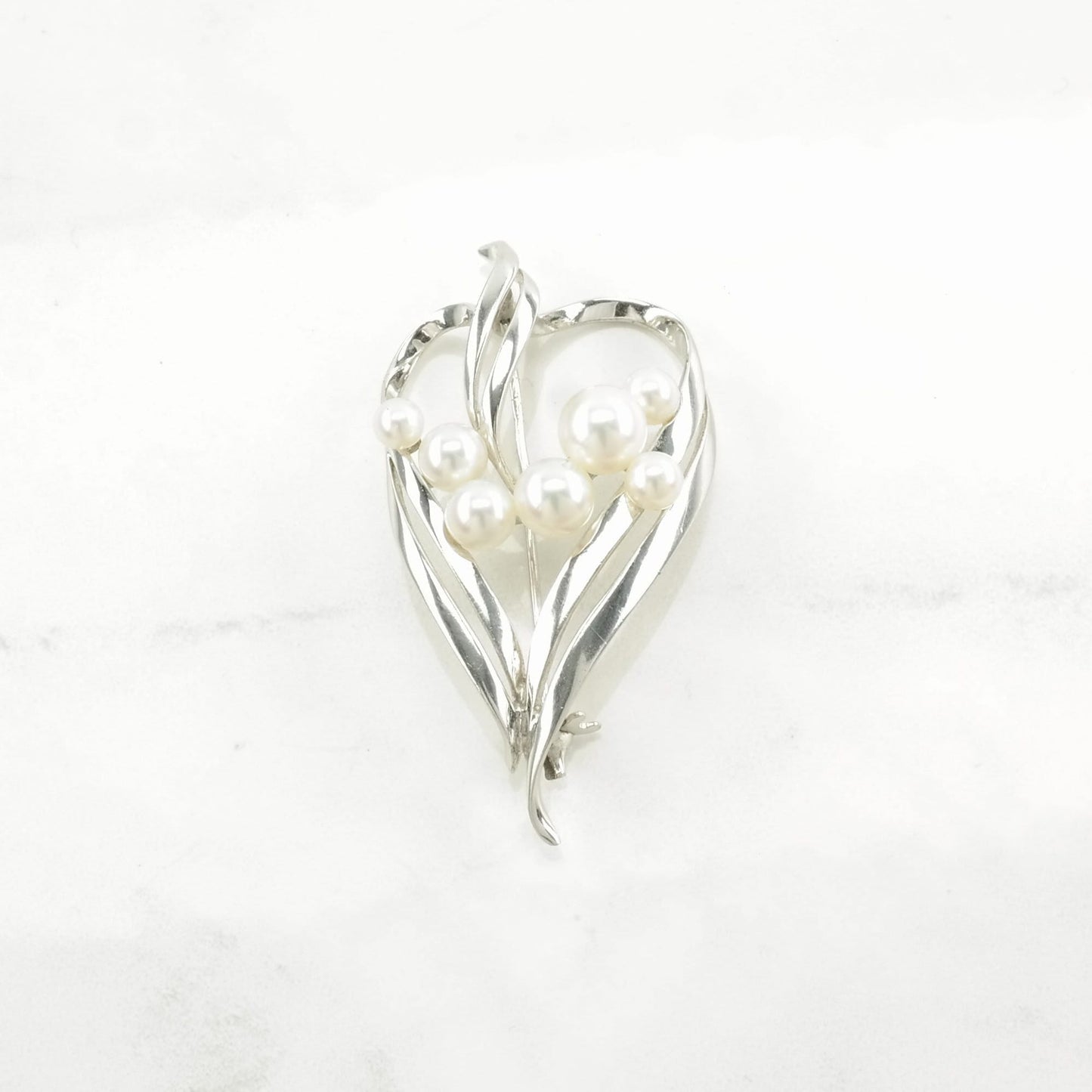 Vintage Mikimoto Sterling Silver Brooch Heart Akoya Pearl