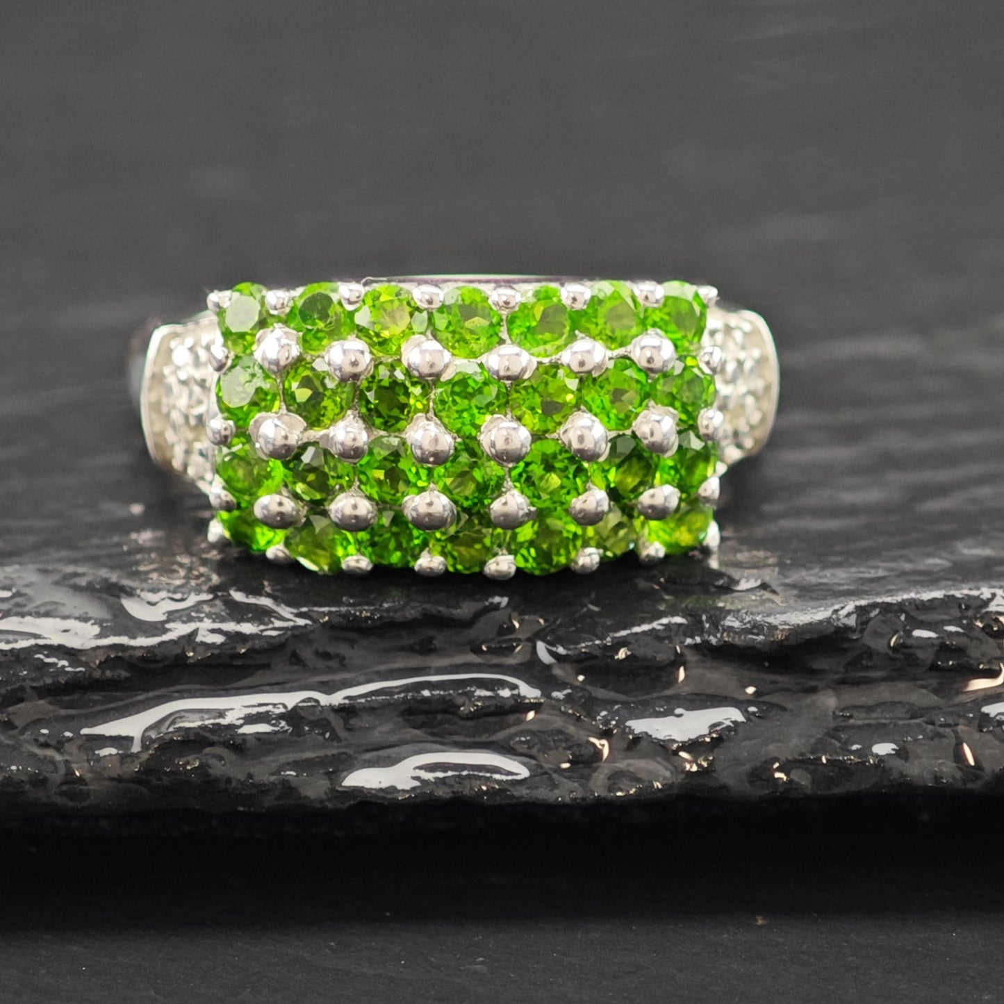 Sterling Silver Ring Green Diopside Gemstone Size 8 R6248