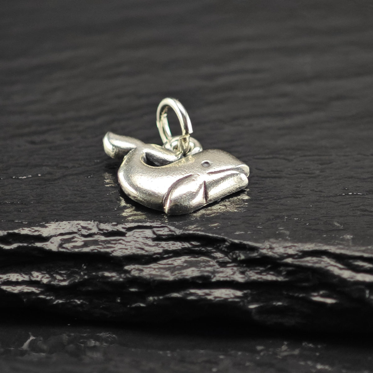 Vintage James Avery Sterling Silver Whale Charm P3178