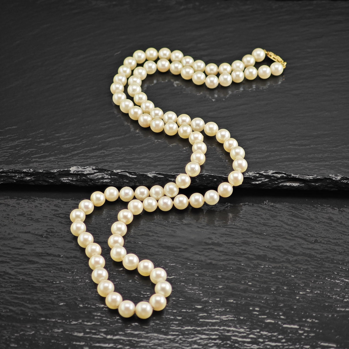 7mm White Pearl 14K Gold Clasp Beaded Necklace N2777