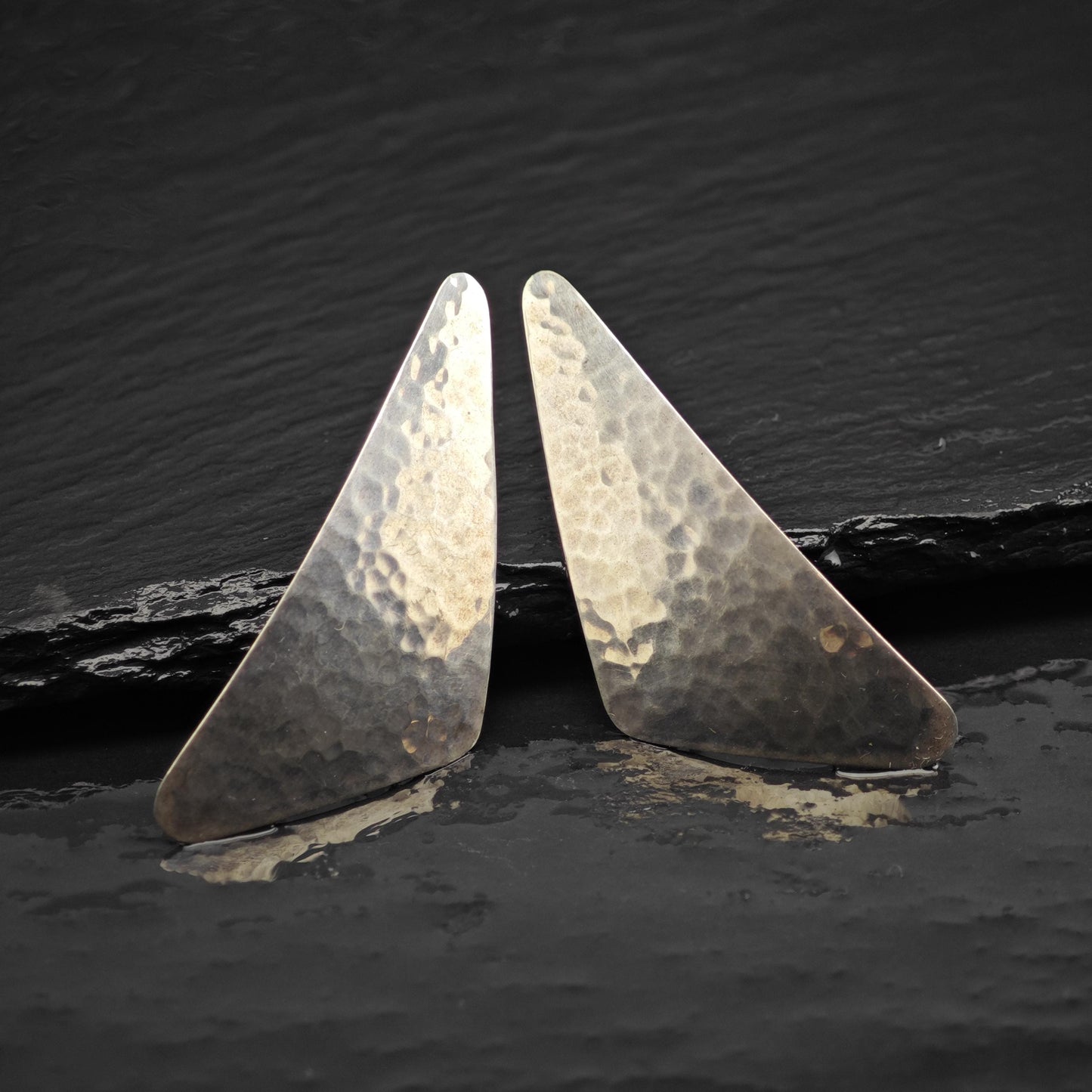 Native American Hammered Finish Stud Sterling Silver Earrings ER3121