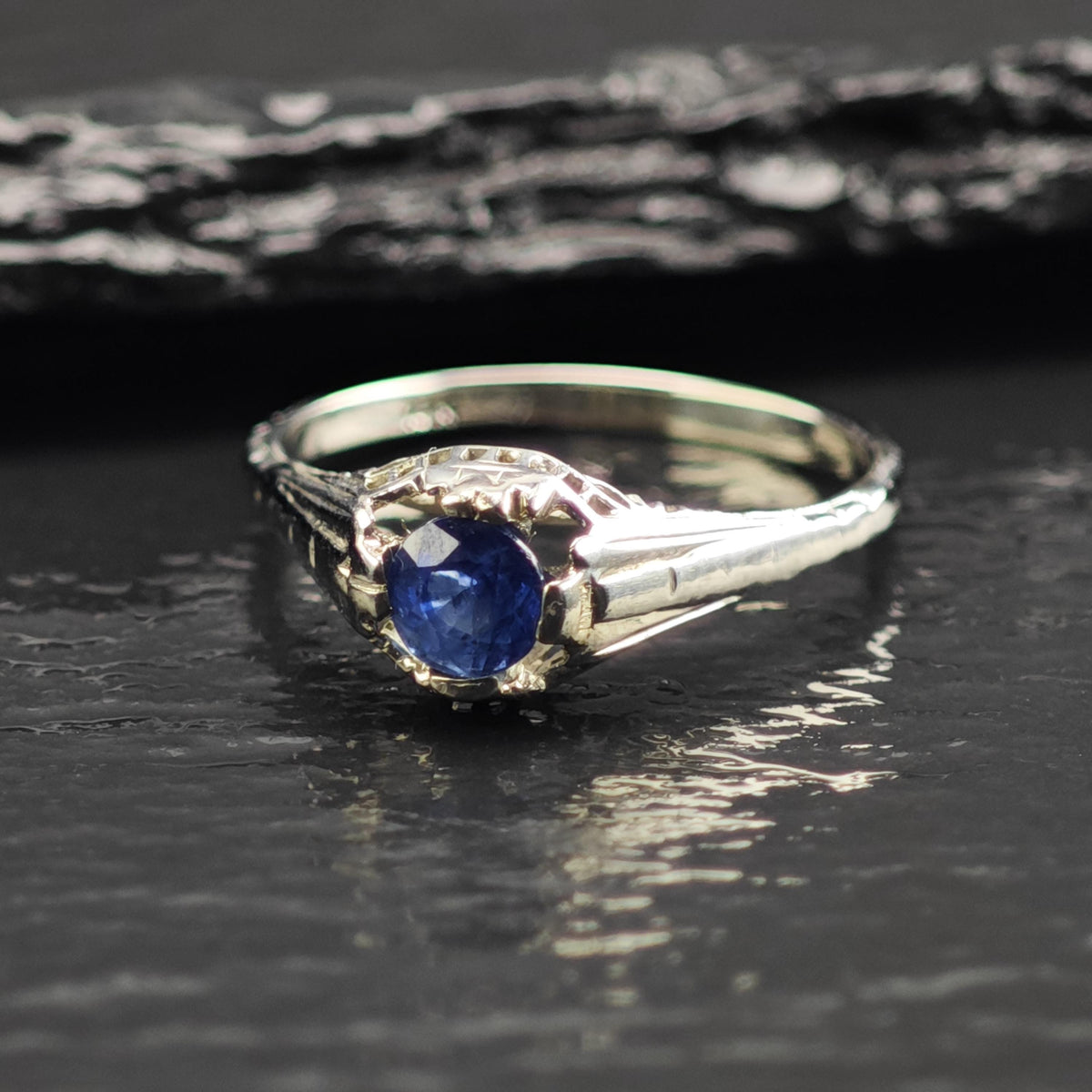 Antique .65 ct No Heat Sapphire 18K White Gold Ring Sz 7 1/2 R6762