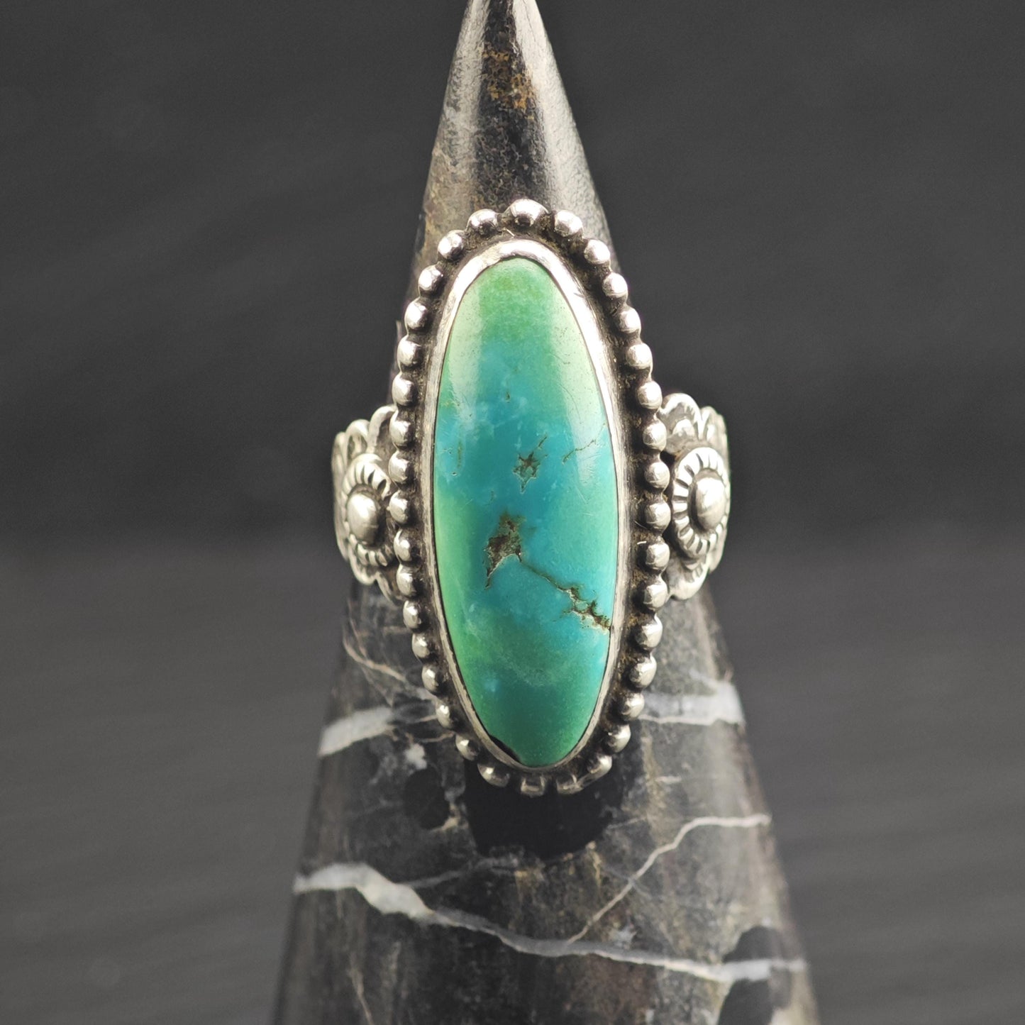 Vintage Native American Green Blue Turquoise Stamped Band Sterling Silver Ring Sz 6 1/2 R6661