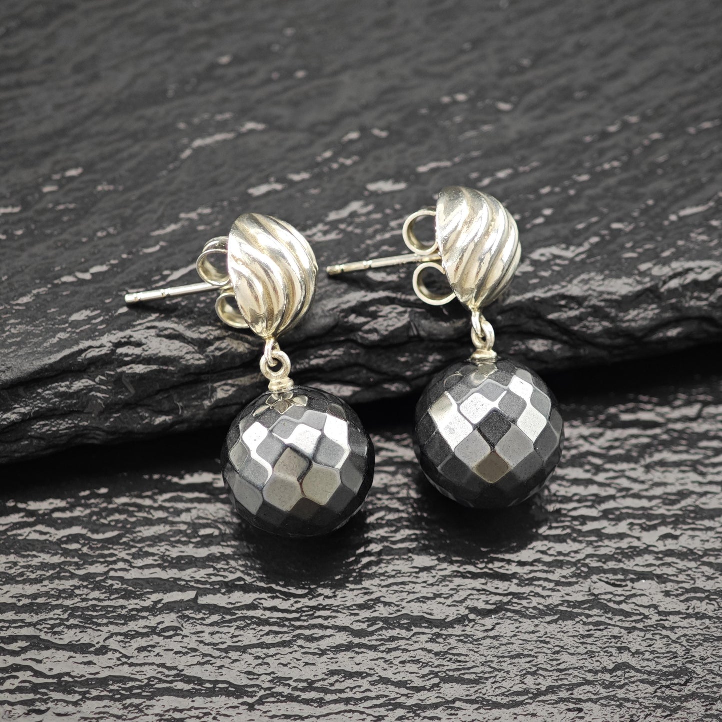 Vintage David Yurman Dark Gray Hematite Sterling Silver Stud Earrings