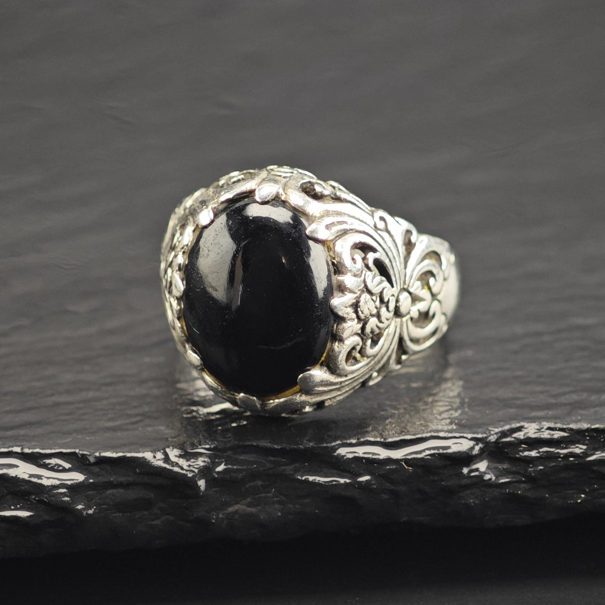 Oval Onyx Sterling Silver Ring Sz 9 R6747