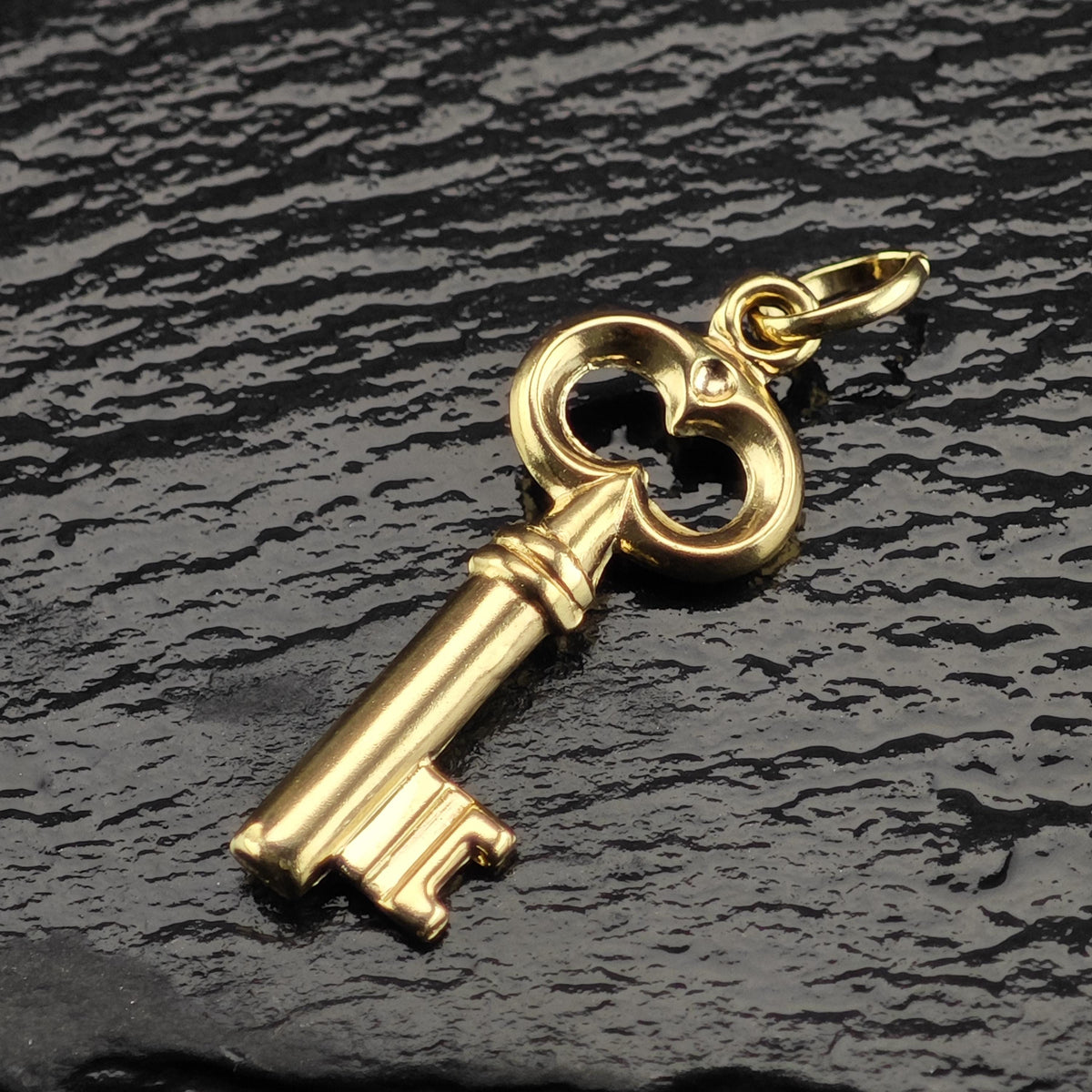 14K Gold-Filled Italy Milor Key Pendant P3158