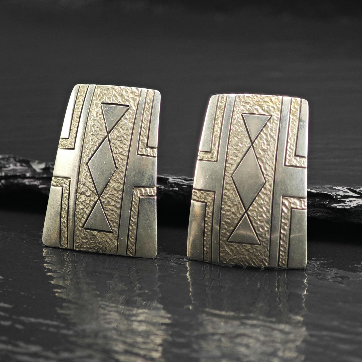 Vintage Navajo, Native American Geometric Sterling Silver Clip On Earrings ER3203