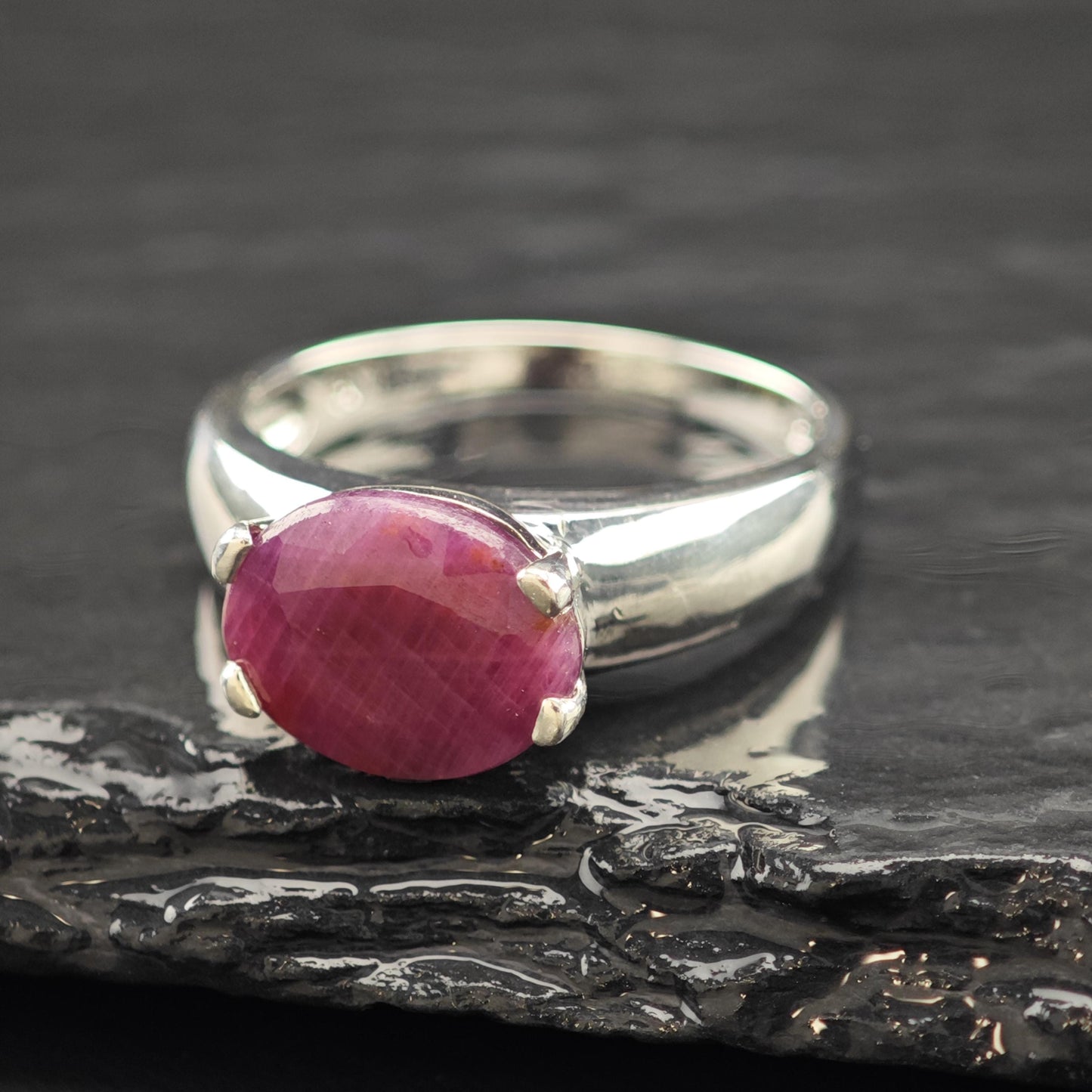 4ct Glass Filled Ruby Ring Sterling Silver Size 8 R6230