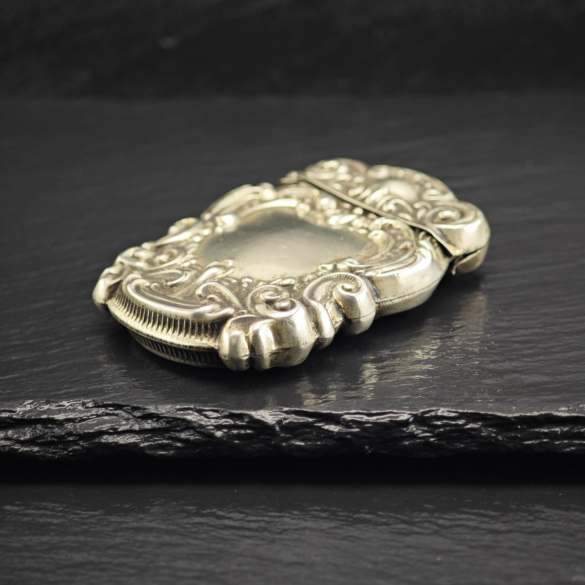 AS IS Art Nouveau Repousse Sterling Silver Match Case MISC0393