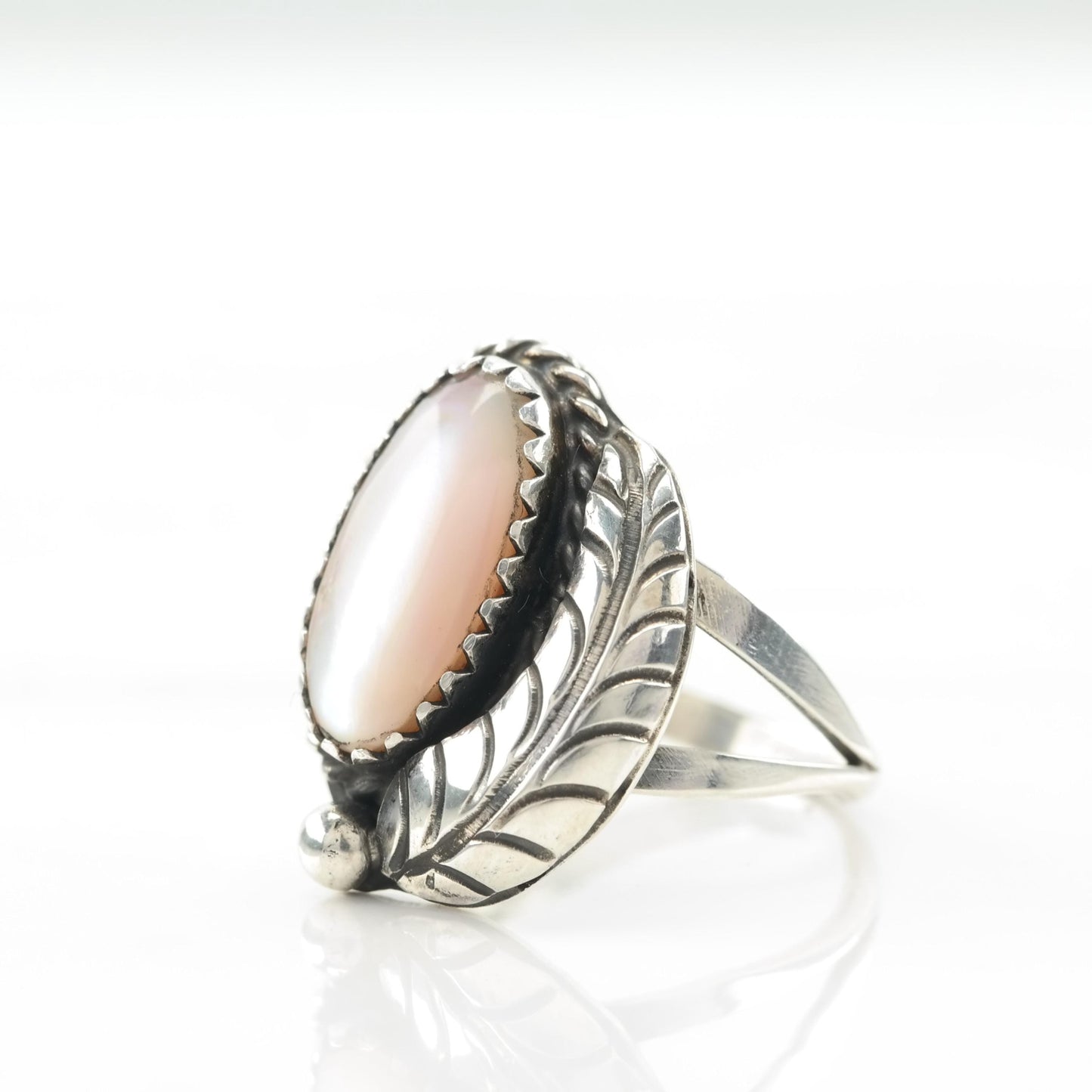 Native American Silver Ring MOP Feather Sterling Pink Size 5 3/4