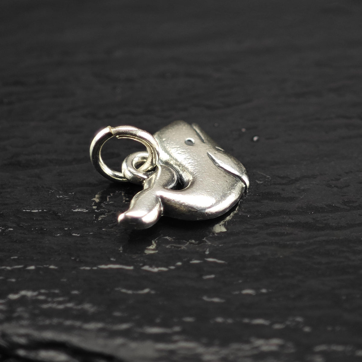 Vintage James Avery Sterling Silver Whale Charm P3178