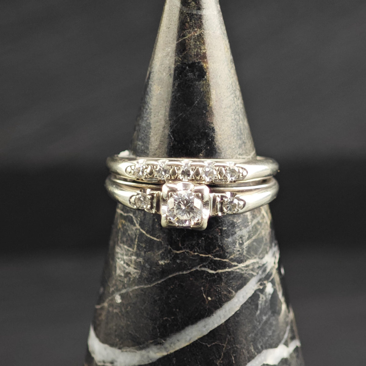 Diamond Double Band 18K White Gold Ring Sz 5 1/4 R6766