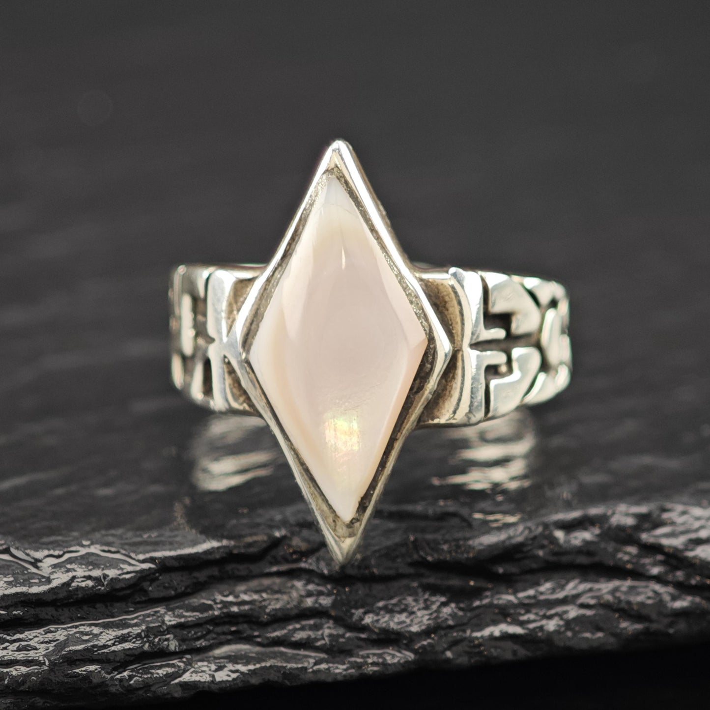 Diamond Shape Pink Mother Of Pearl Ring Sterling Silver Sz 6 1/4 R6093