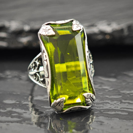 Long Green Glass Filigree Ring Sterling Silver Size 3 3/4