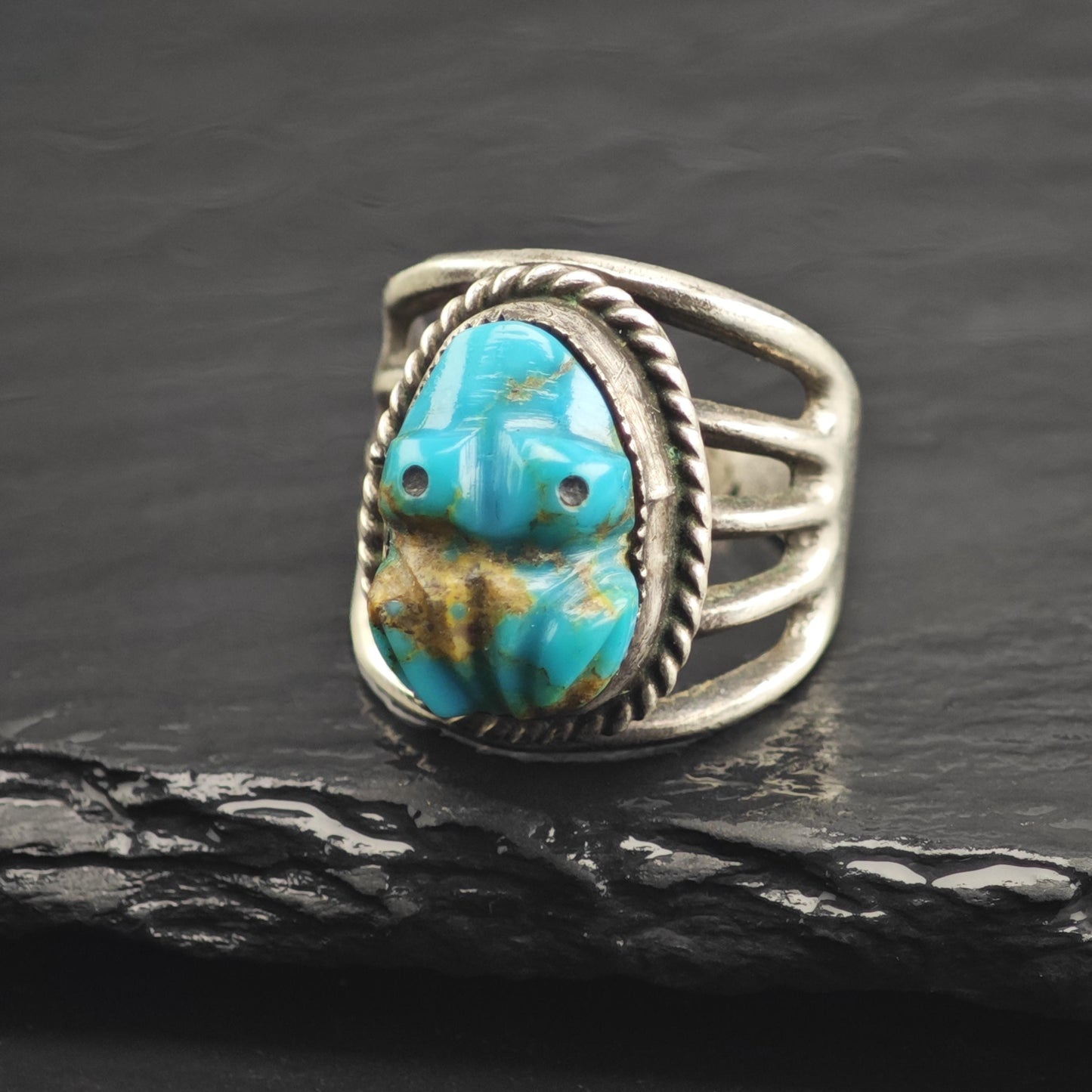 Carved Turquoise Frog Sterling Silver Native American Ring Sz 7 1/2 R6684