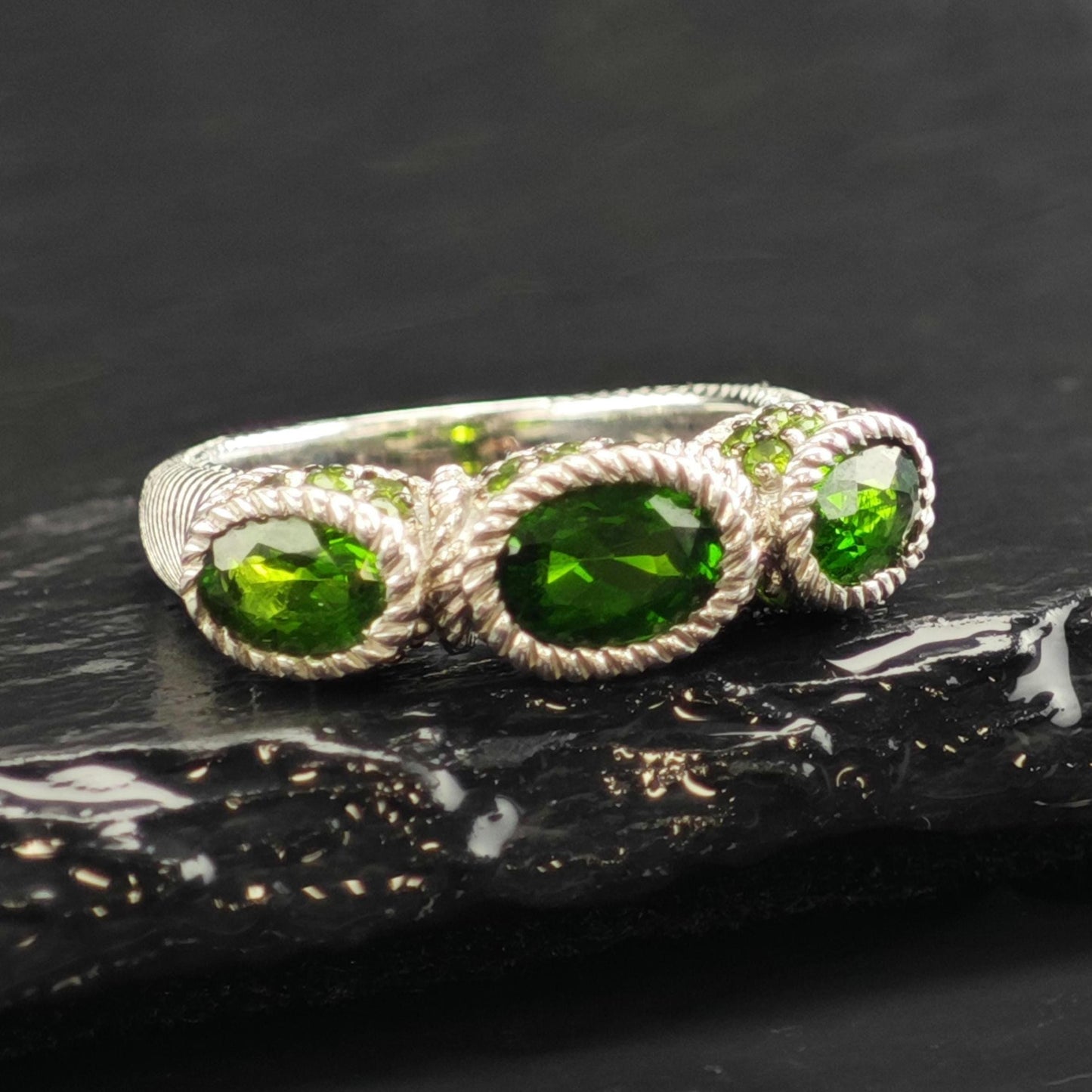 Vintage Judith Ripka Diopside Sterling Silver Ring Sz 6 R6582