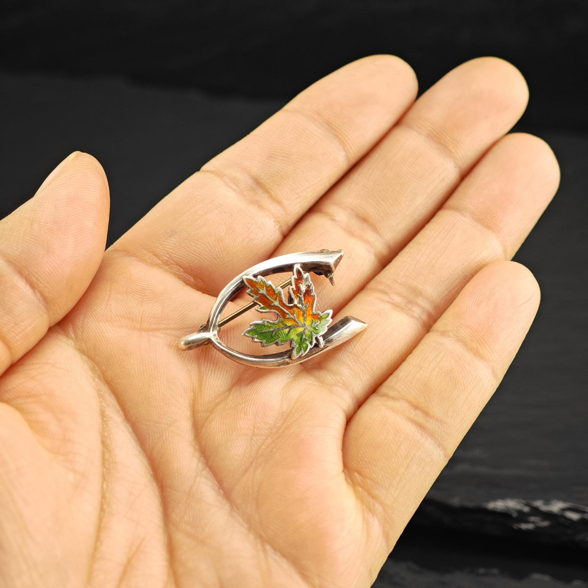 Enamel Maple Lead Wishbone Sterling Silver Brooch B2254