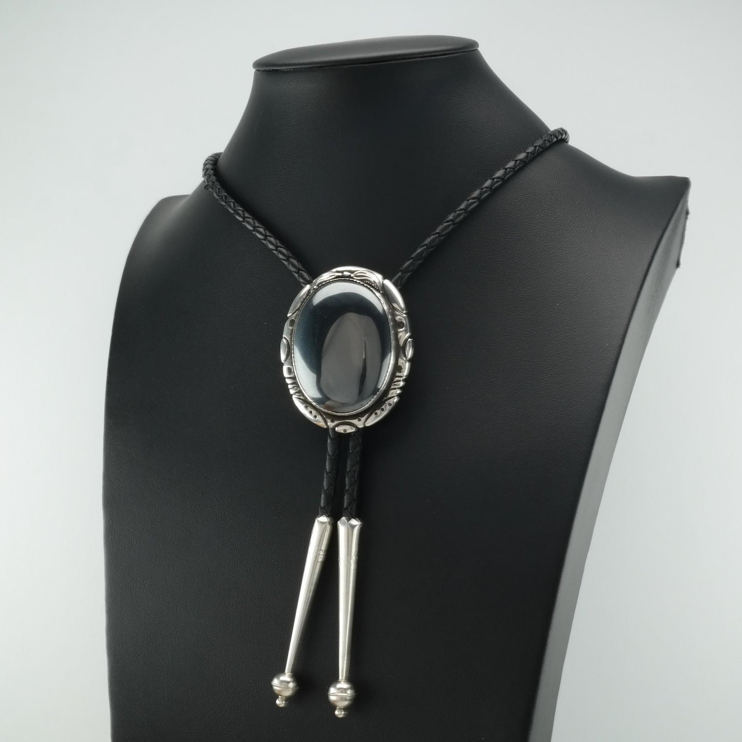 Black Hematite Bolo Tie Necklace Southwest Sterling Silver Vintage